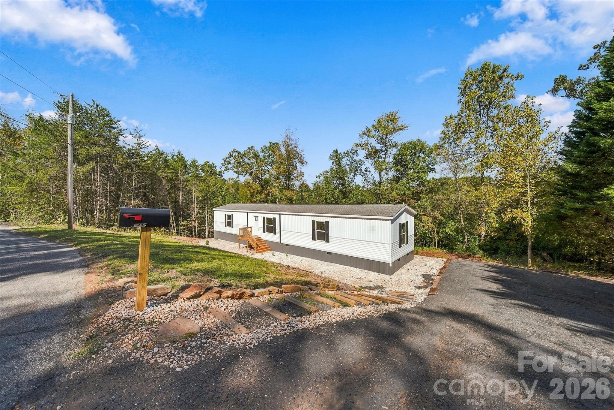 7499 Virginia Ridge Property Photo 1