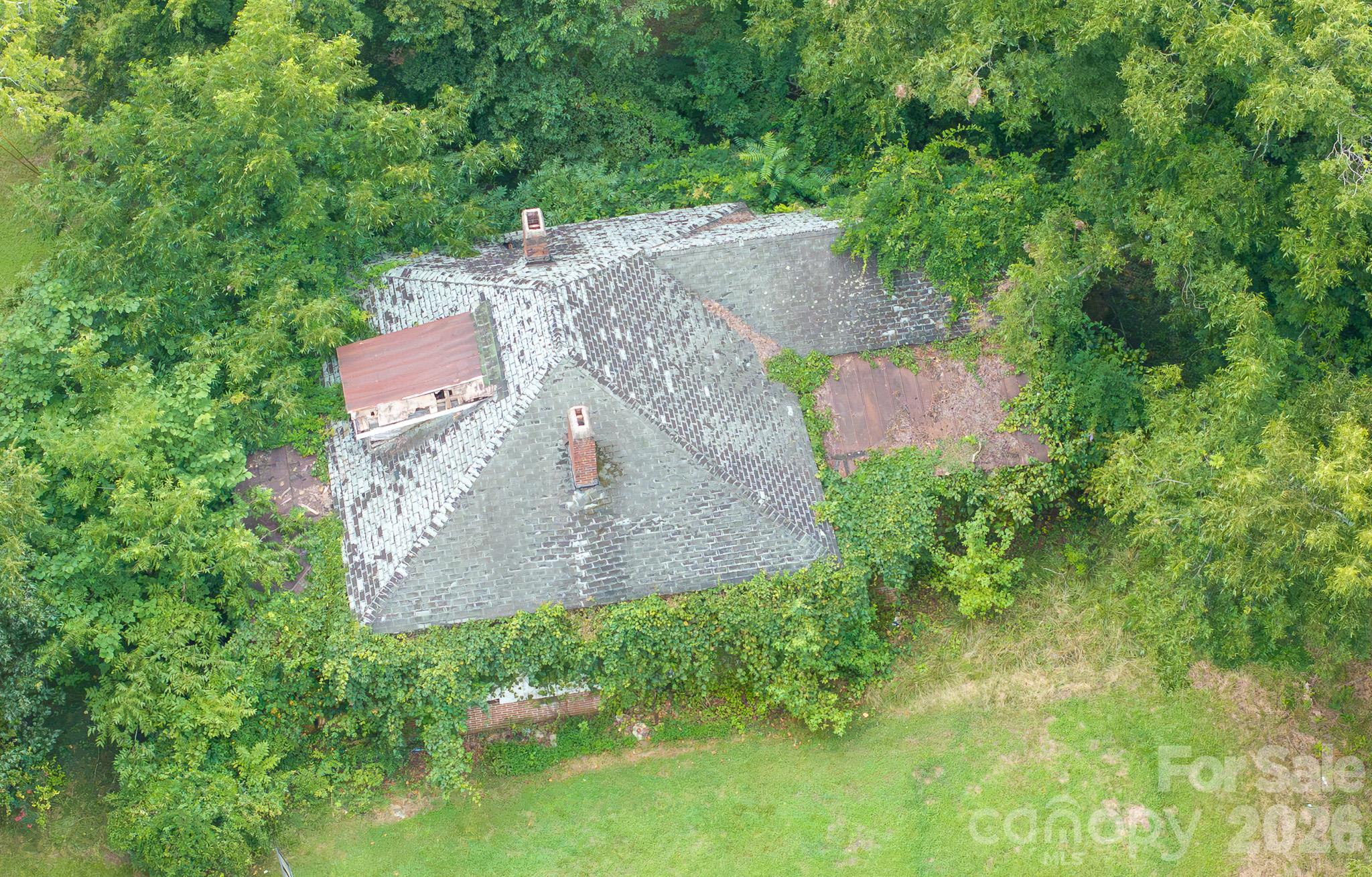 24 Hill Street 2 Property Photo 1