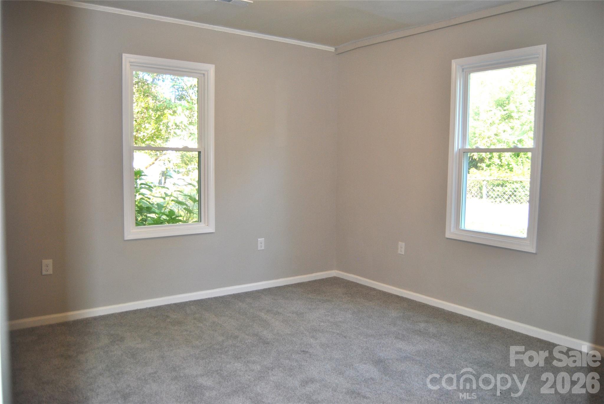 2431 Milton Avenue Property Photo 12