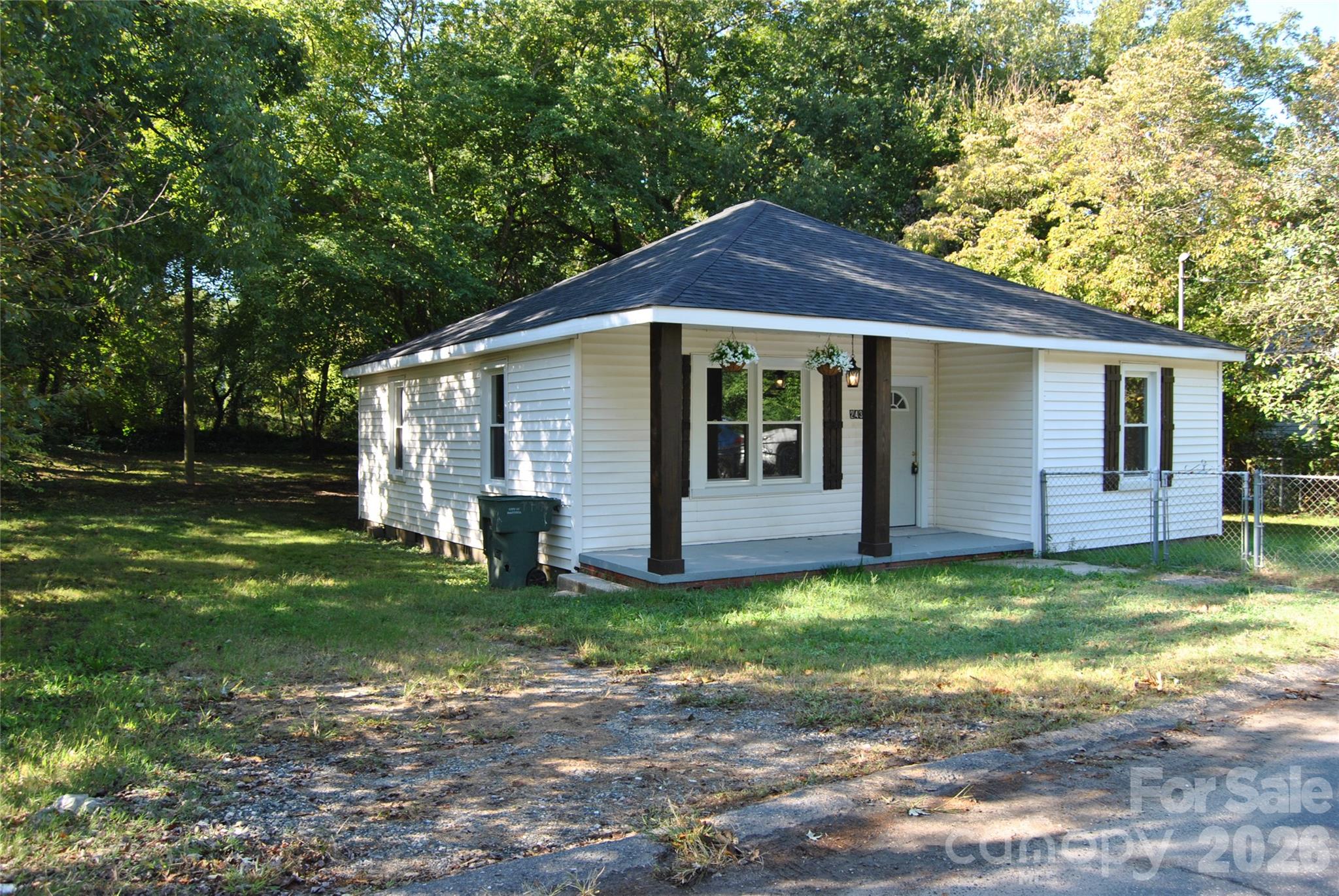 2431 Milton Avenue Property Photo 16