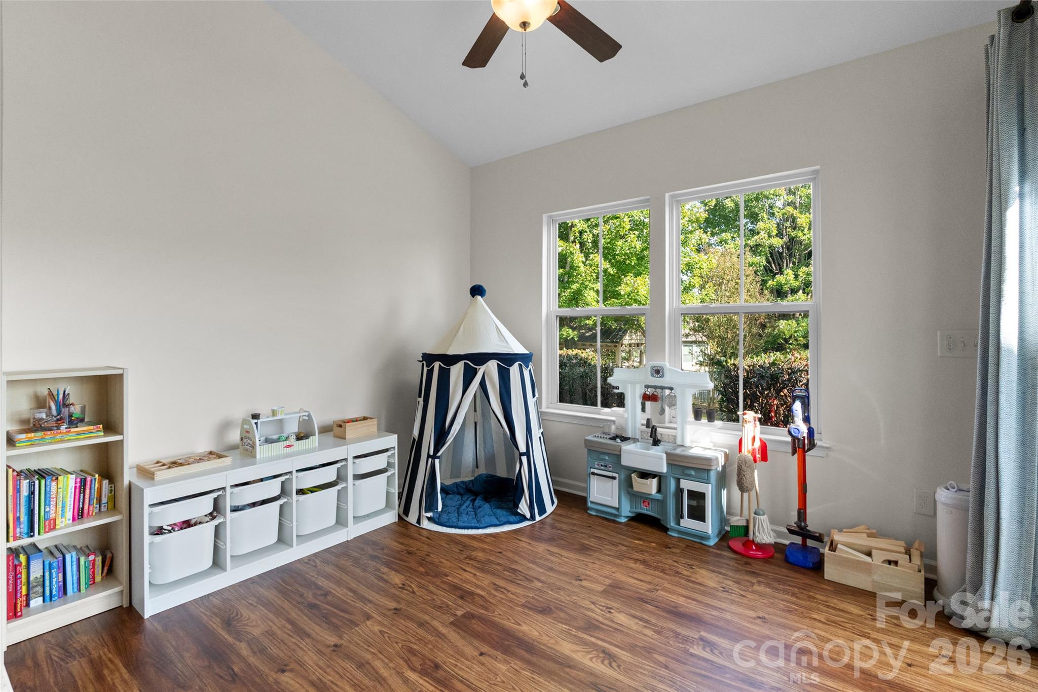 837 Lion Lane Property Photo 11