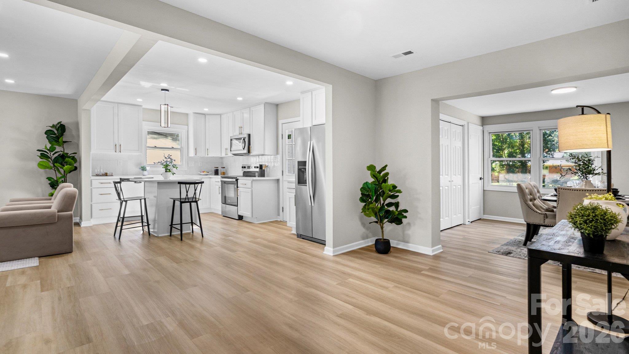 708 Aintree Road Property Photo 15