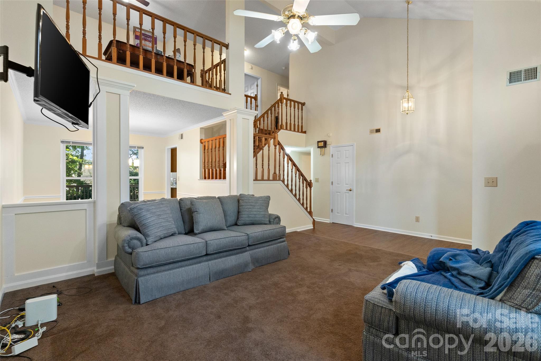 10913 Lassen Court Property Photo 7