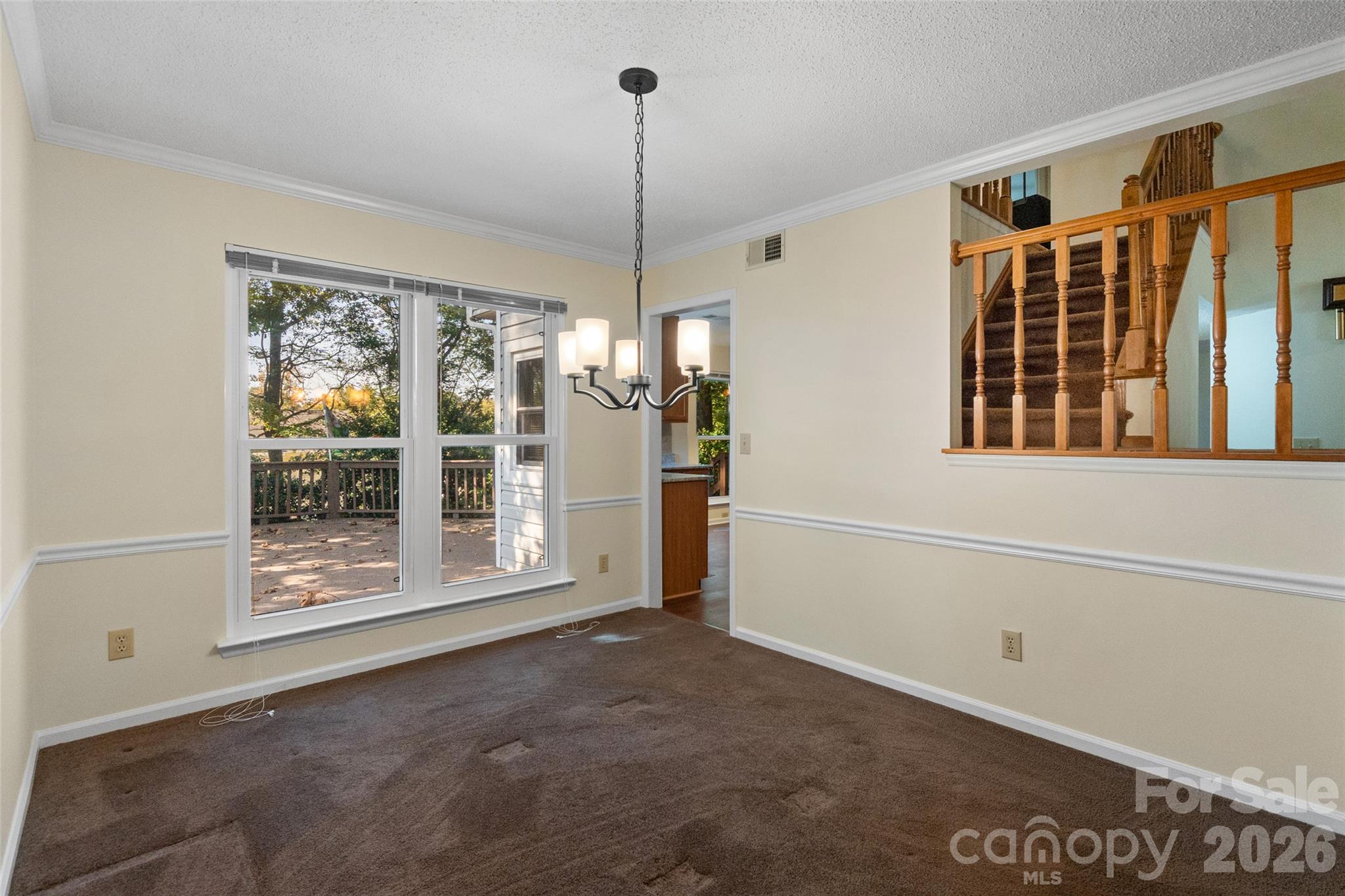 10913 Lassen Court Property Photo 17