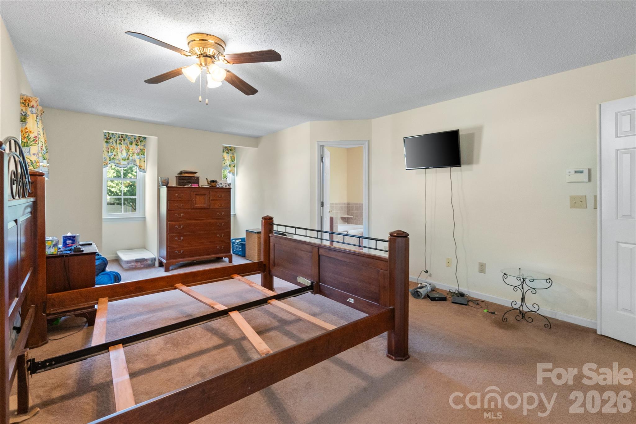 10913 Lassen Court Property Photo 20