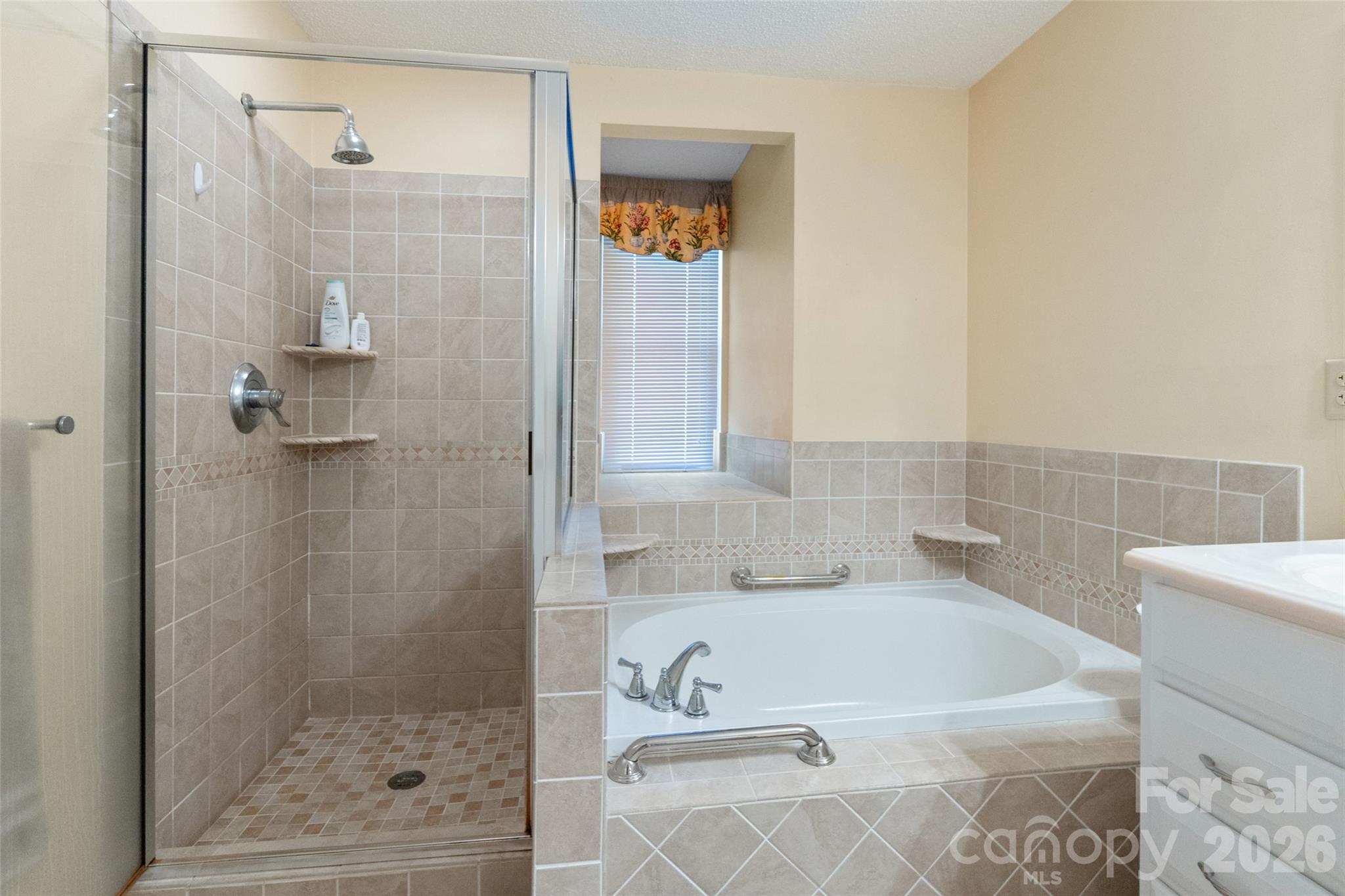 10913 Lassen Court Property Photo 24