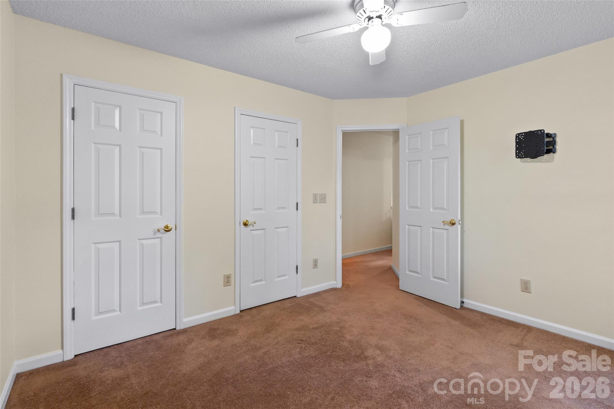 10913 Lassen Court Property Photo 29