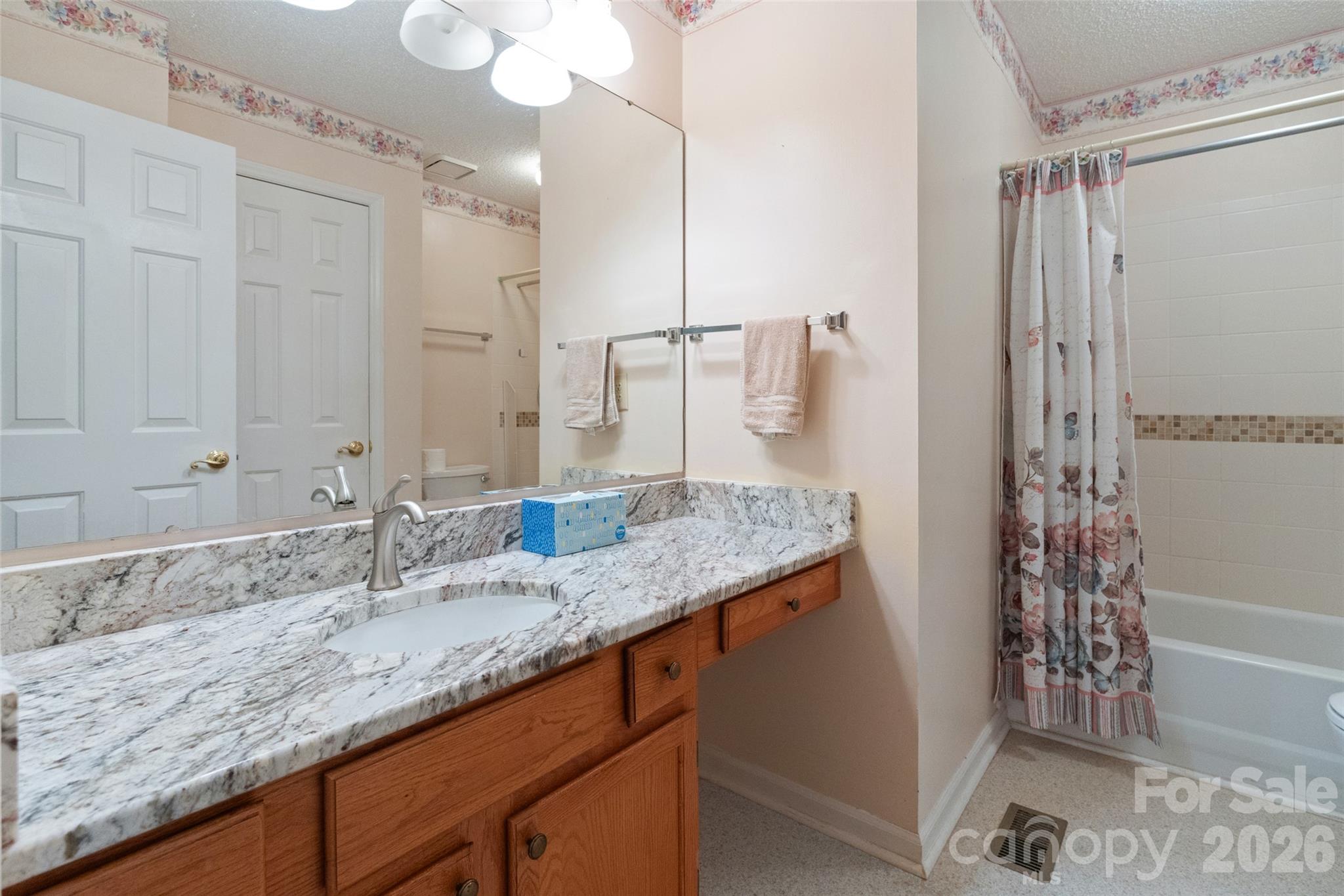 10913 Lassen Court Property Photo 30