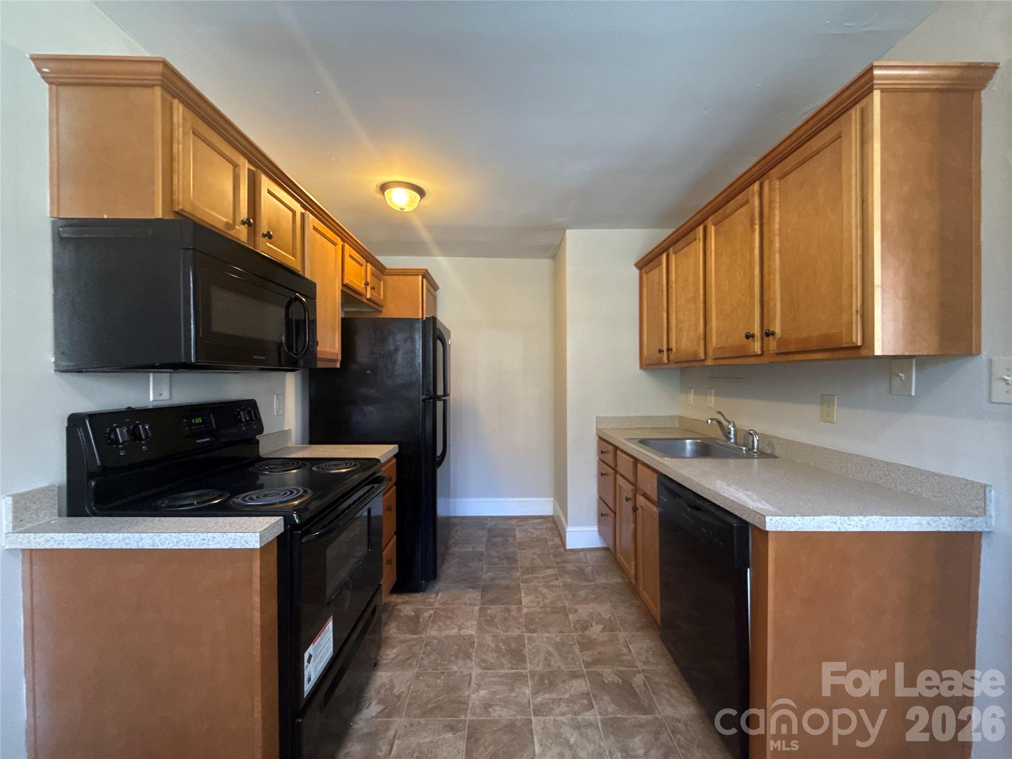 1616 E 8th Street 2 Property Photo 6