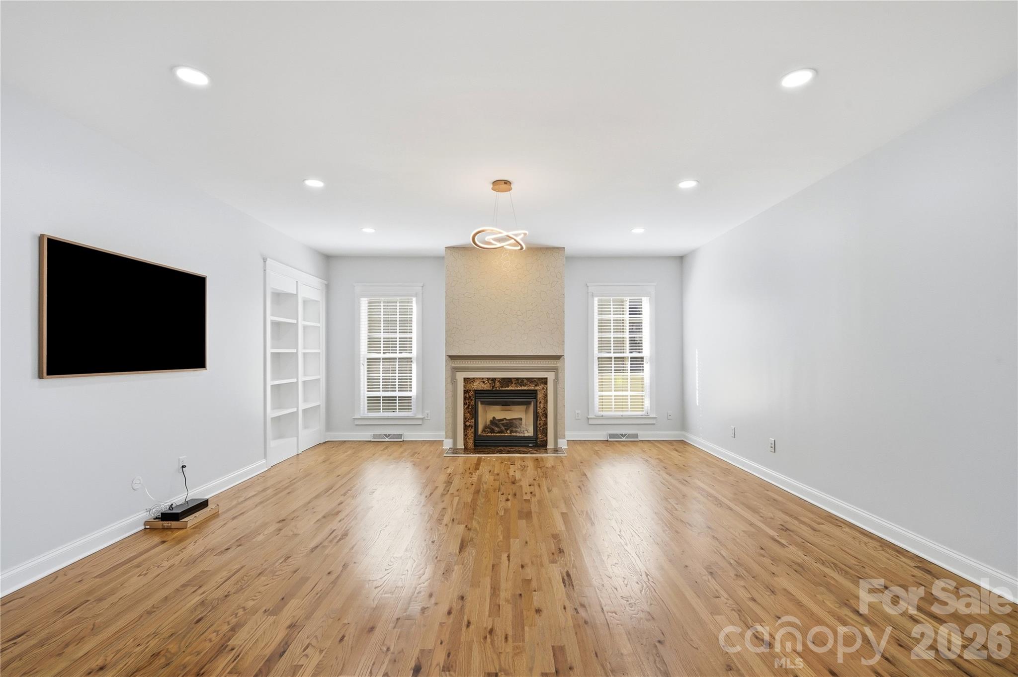 882 Promenade Walk Property Photo 15