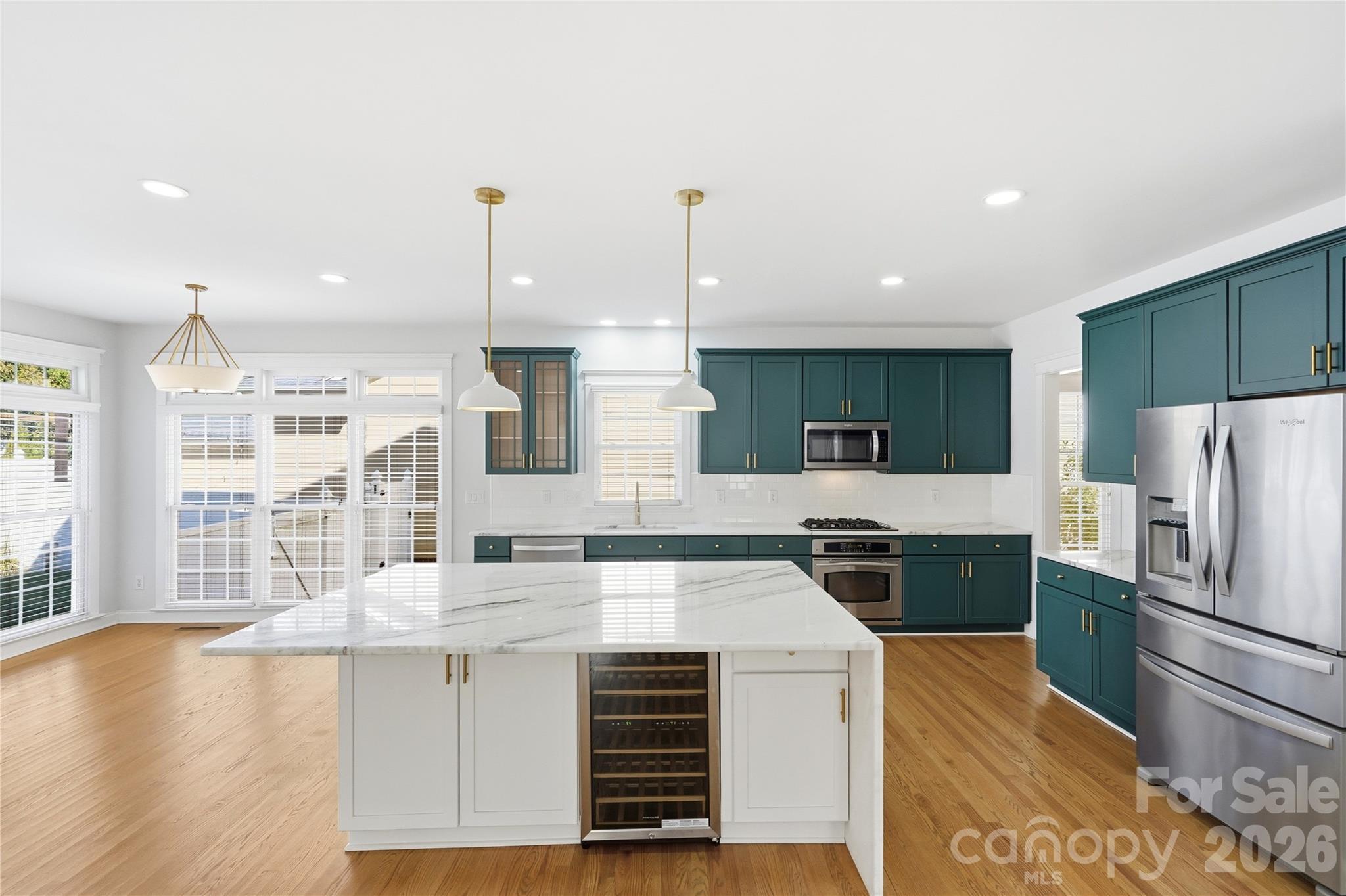 882 Promenade Walk Property Photo 18