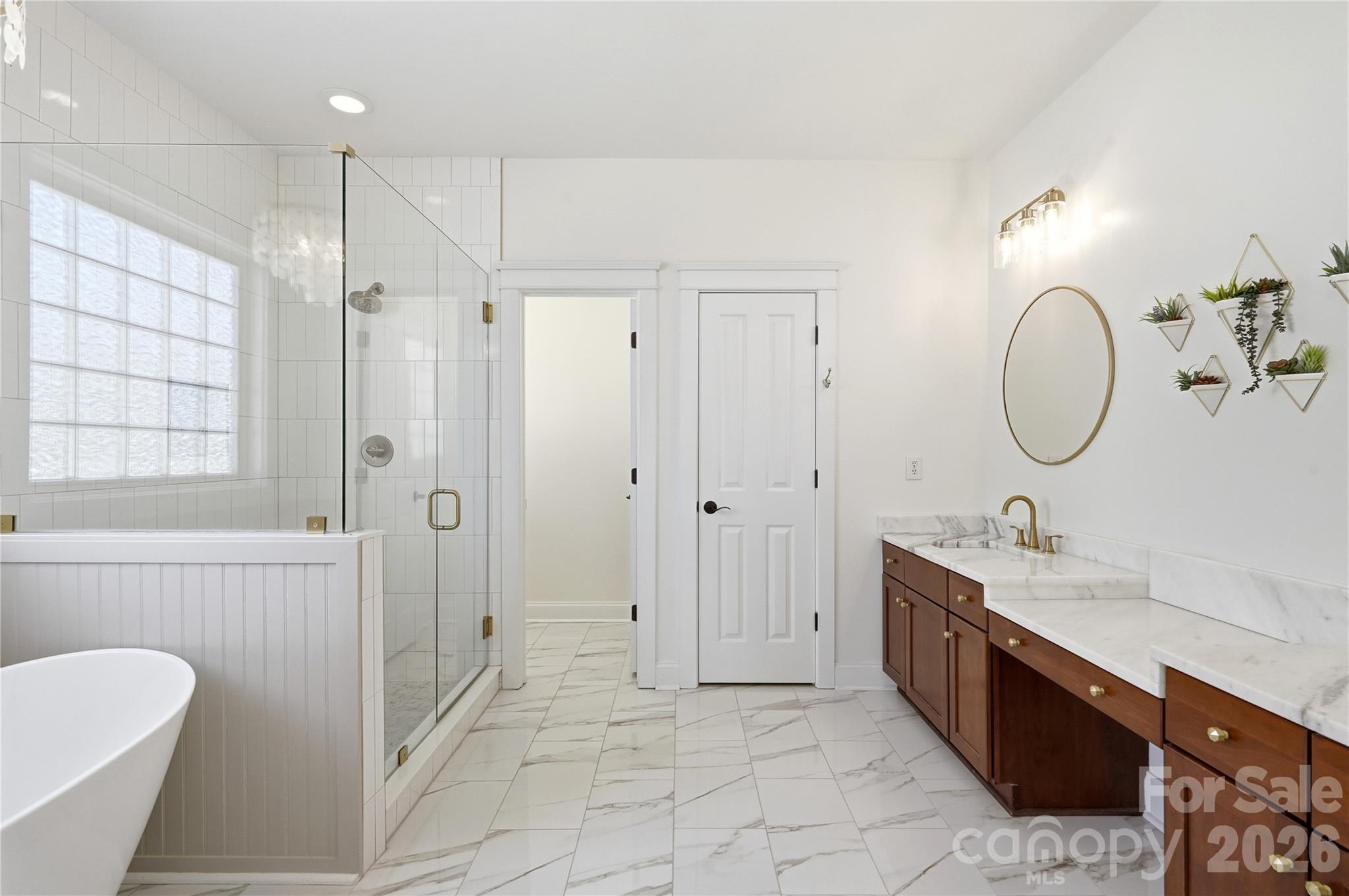 882 Promenade Walk Property Photo 33