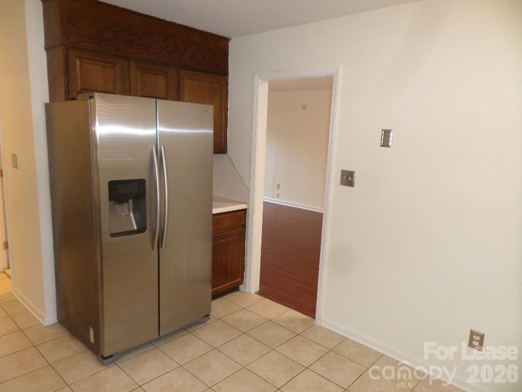 530 N Poplar Street A Property Photo 3