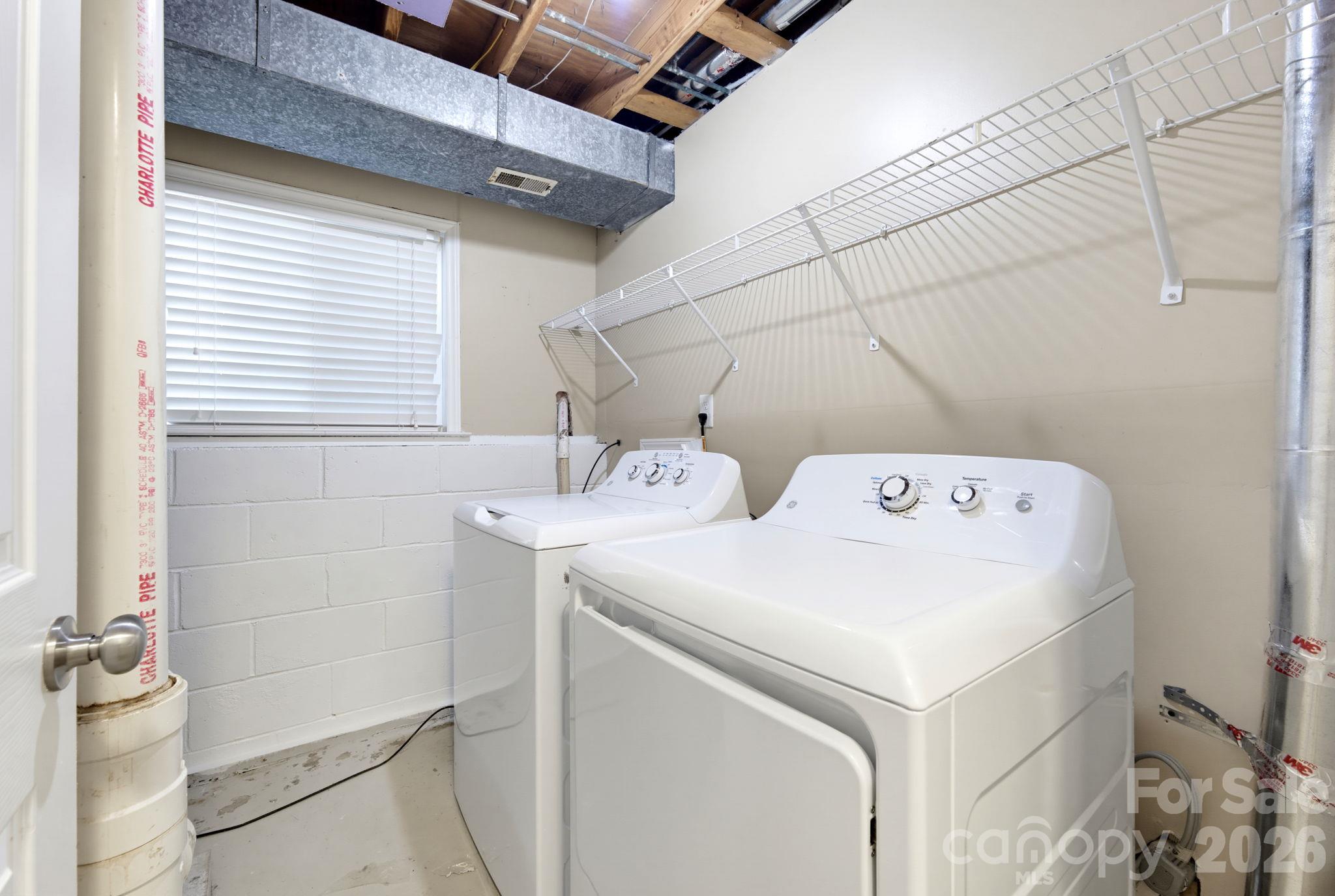 6901 Rollingridge Drive Property Photo 23