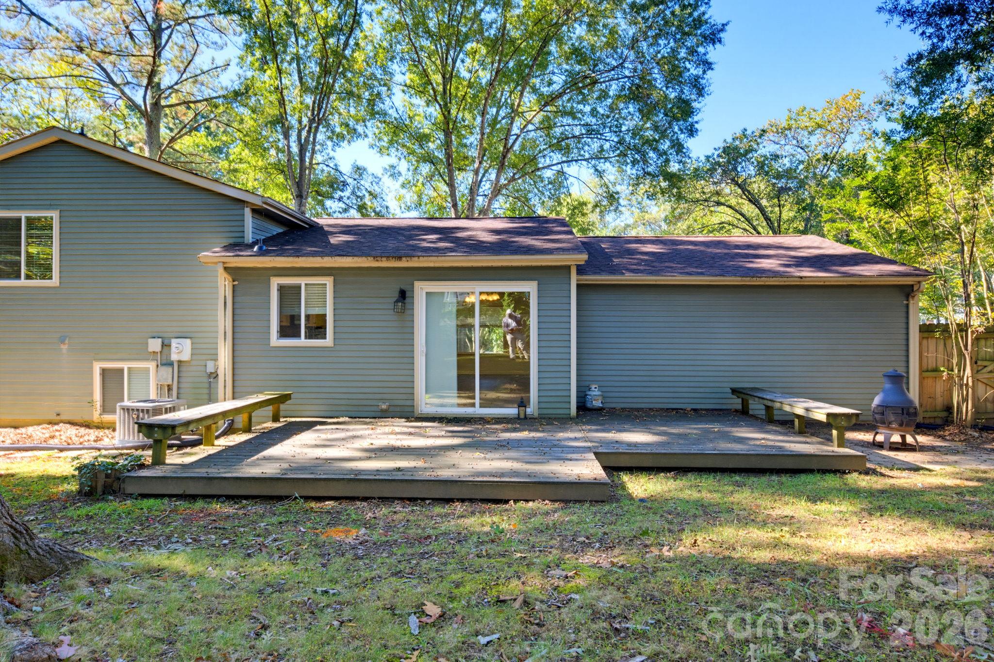 6901 Rollingridge Drive Property Photo 30