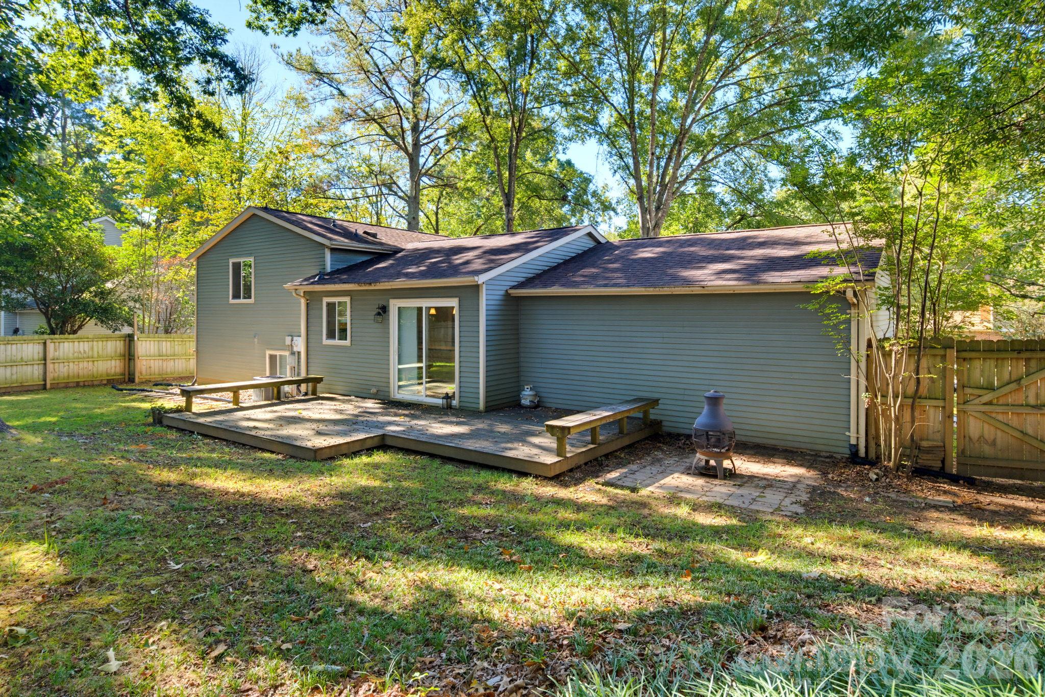 6901 Rollingridge Drive Property Photo 31