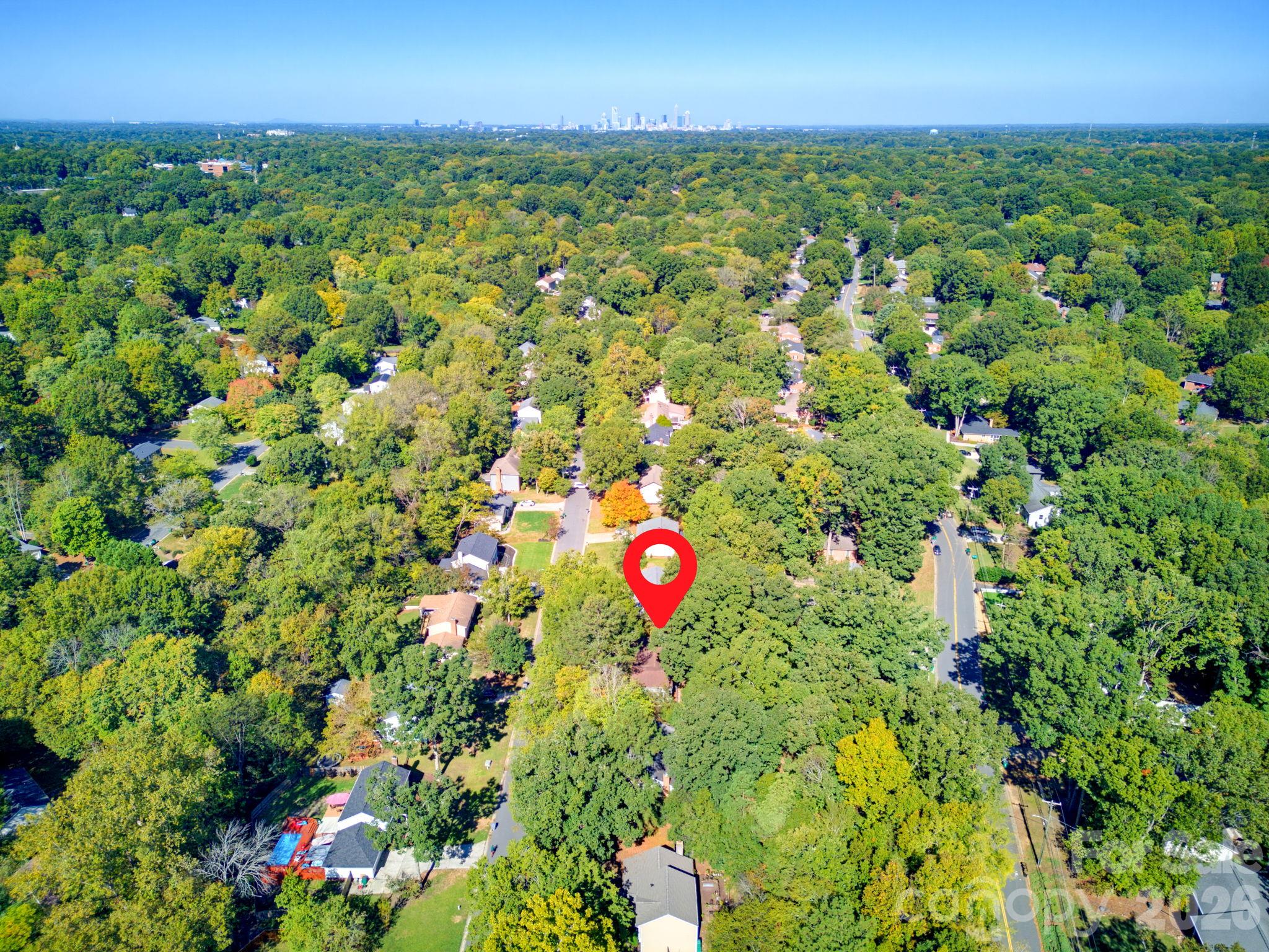 6901 Rollingridge Drive Property Photo 35