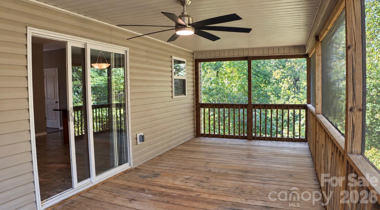 103 Jade Circle Property Photo 19
