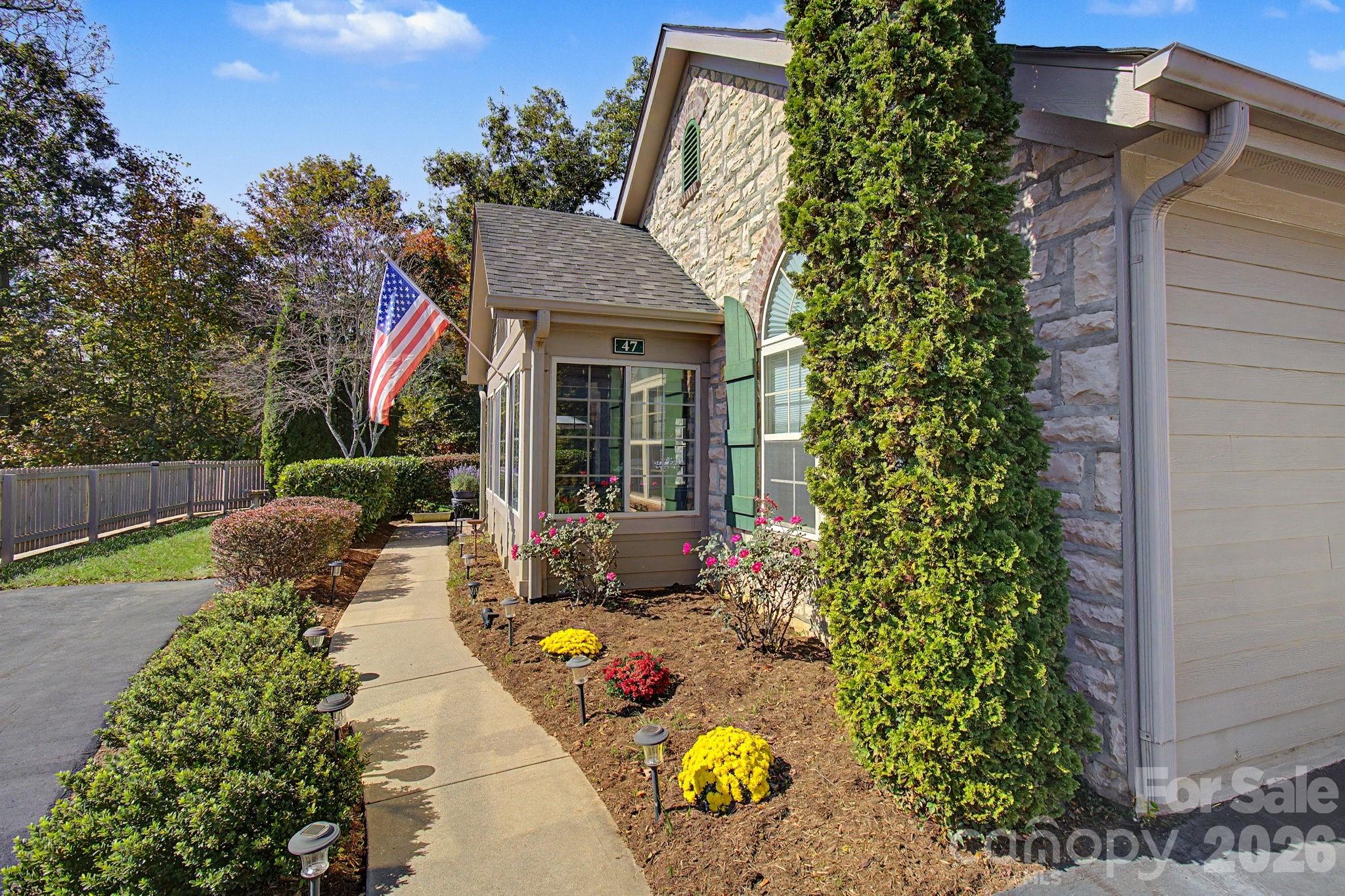 47 Outlook Circle Property Photo 2