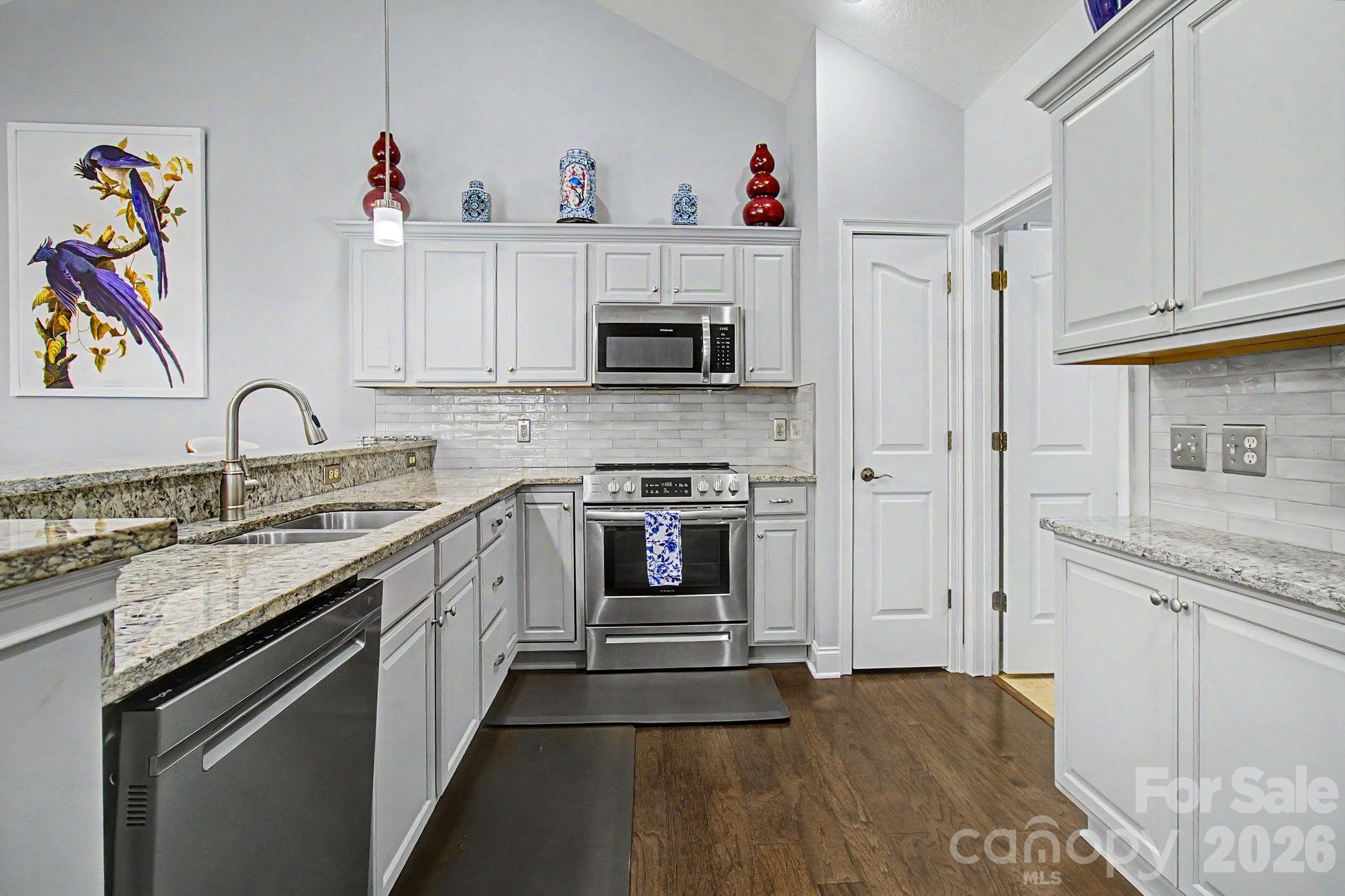 47 Outlook Circle Property Photo 17