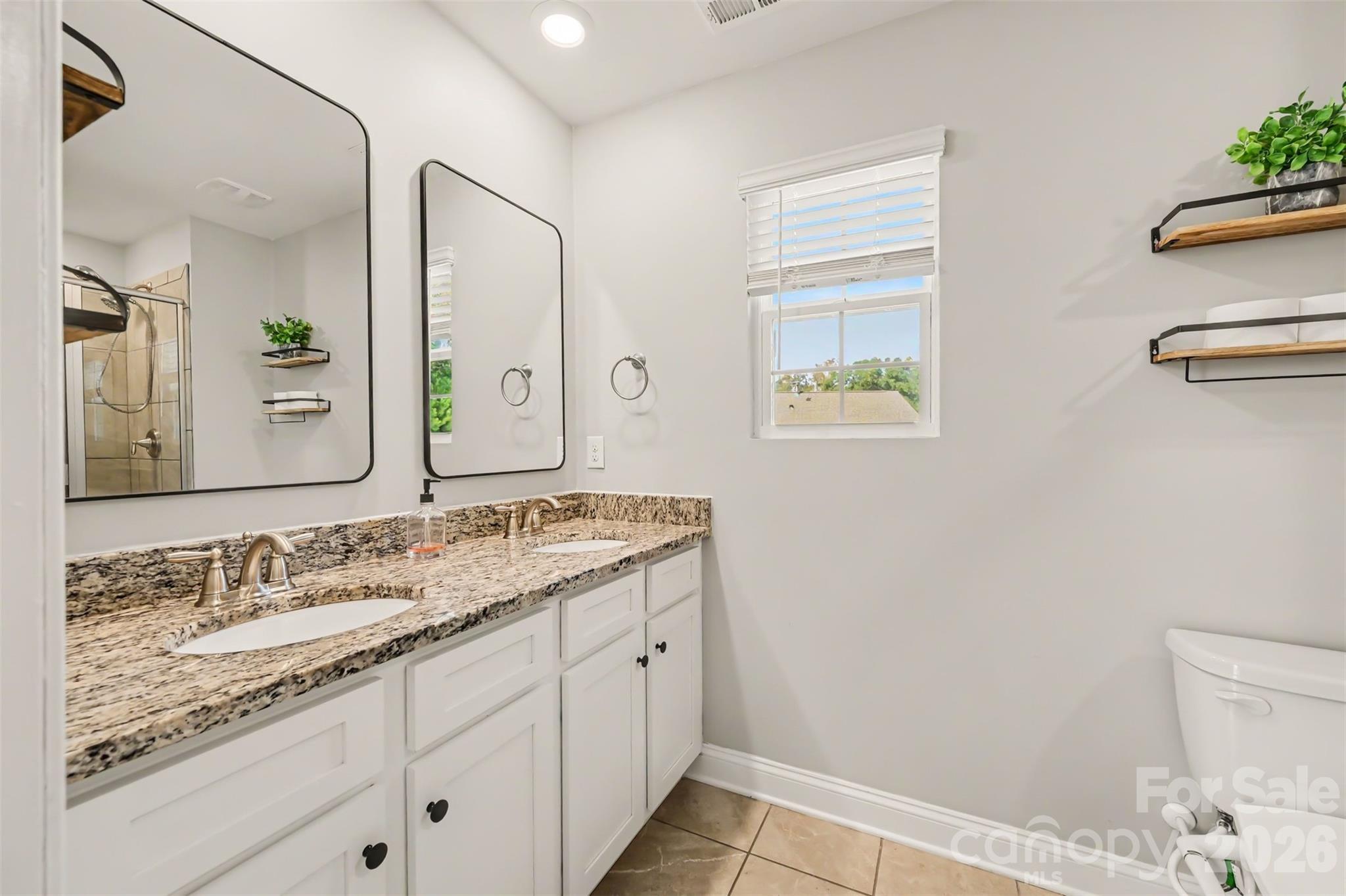 464 Maramec Street Property Photo 17