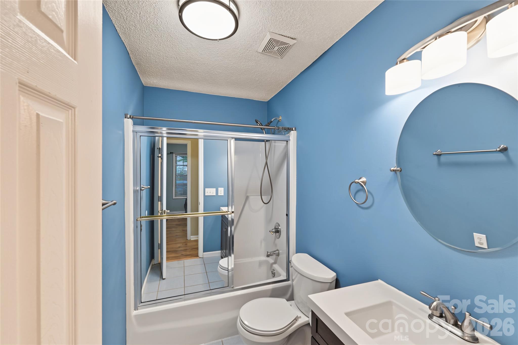 2204 Wheaton Way Property Photo 17