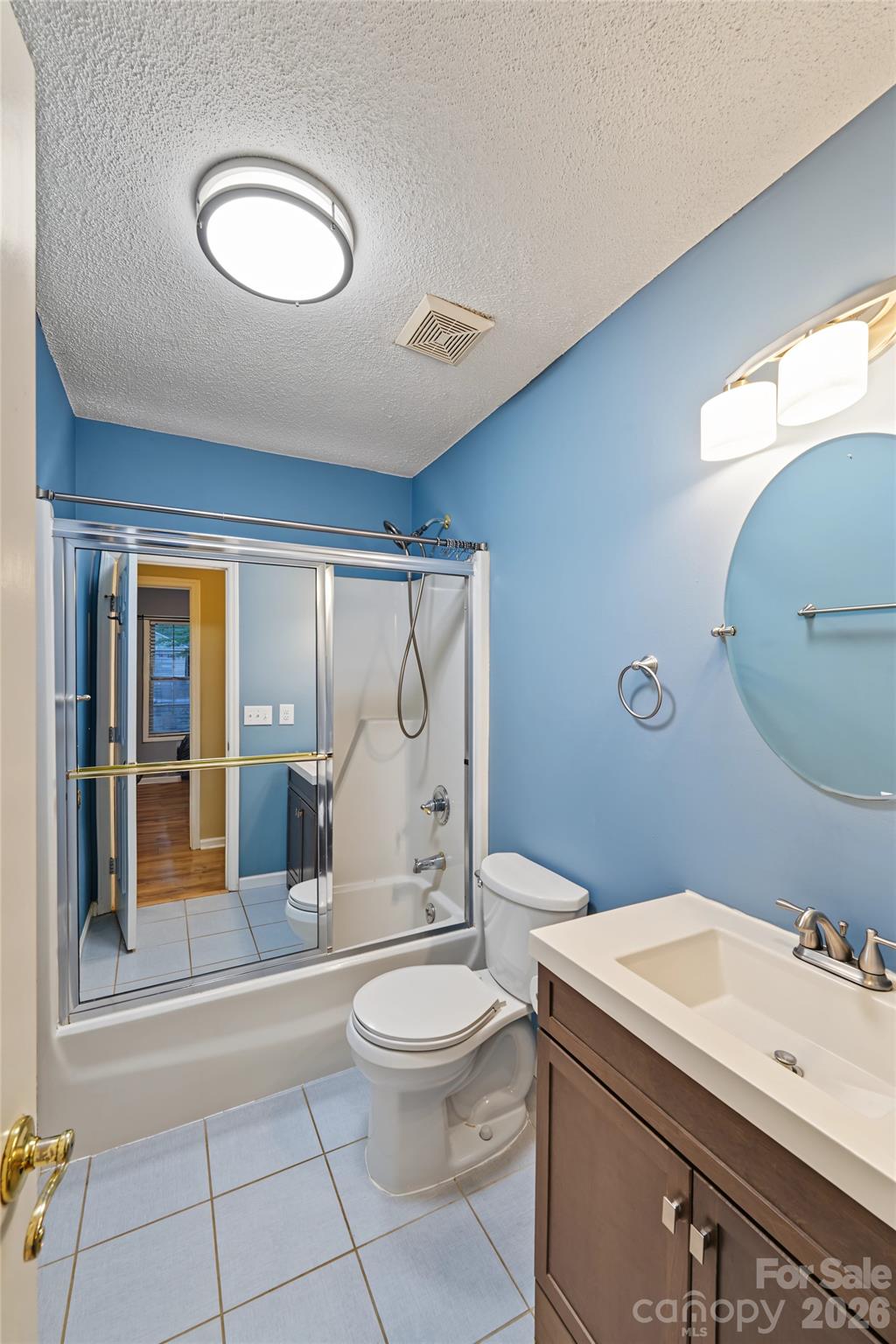2204 Wheaton Way Property Photo 18