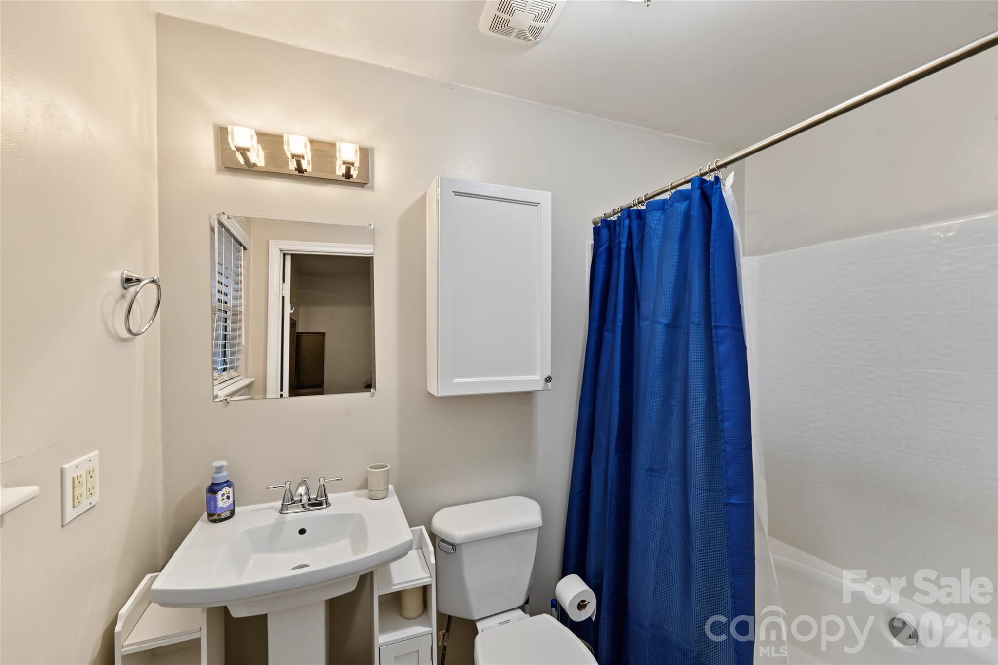 2204 Wheaton Way Property Photo 20