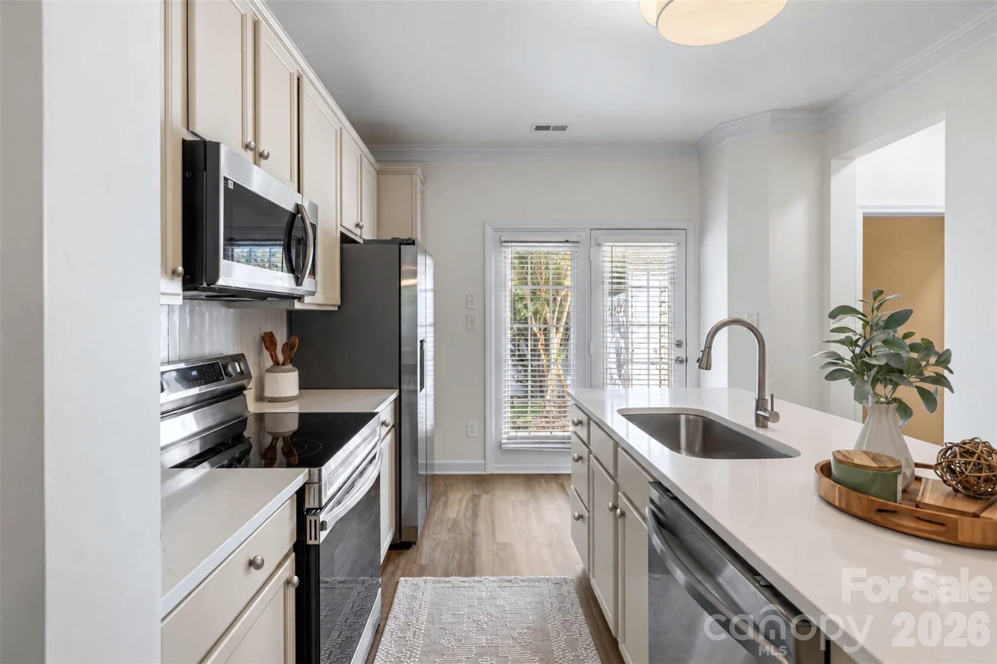 5045 Prosperity Church Road 31 Property Photo 15