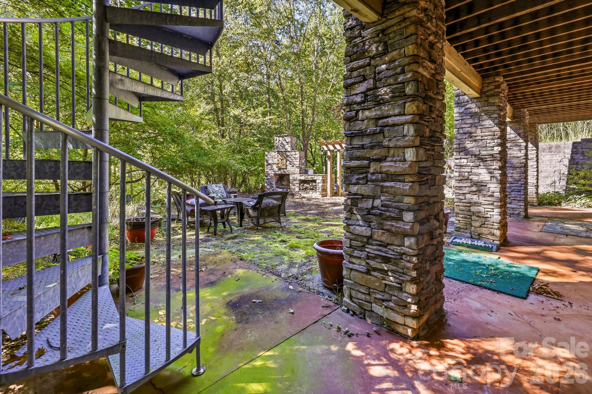 167 Trails End Property Photo 42