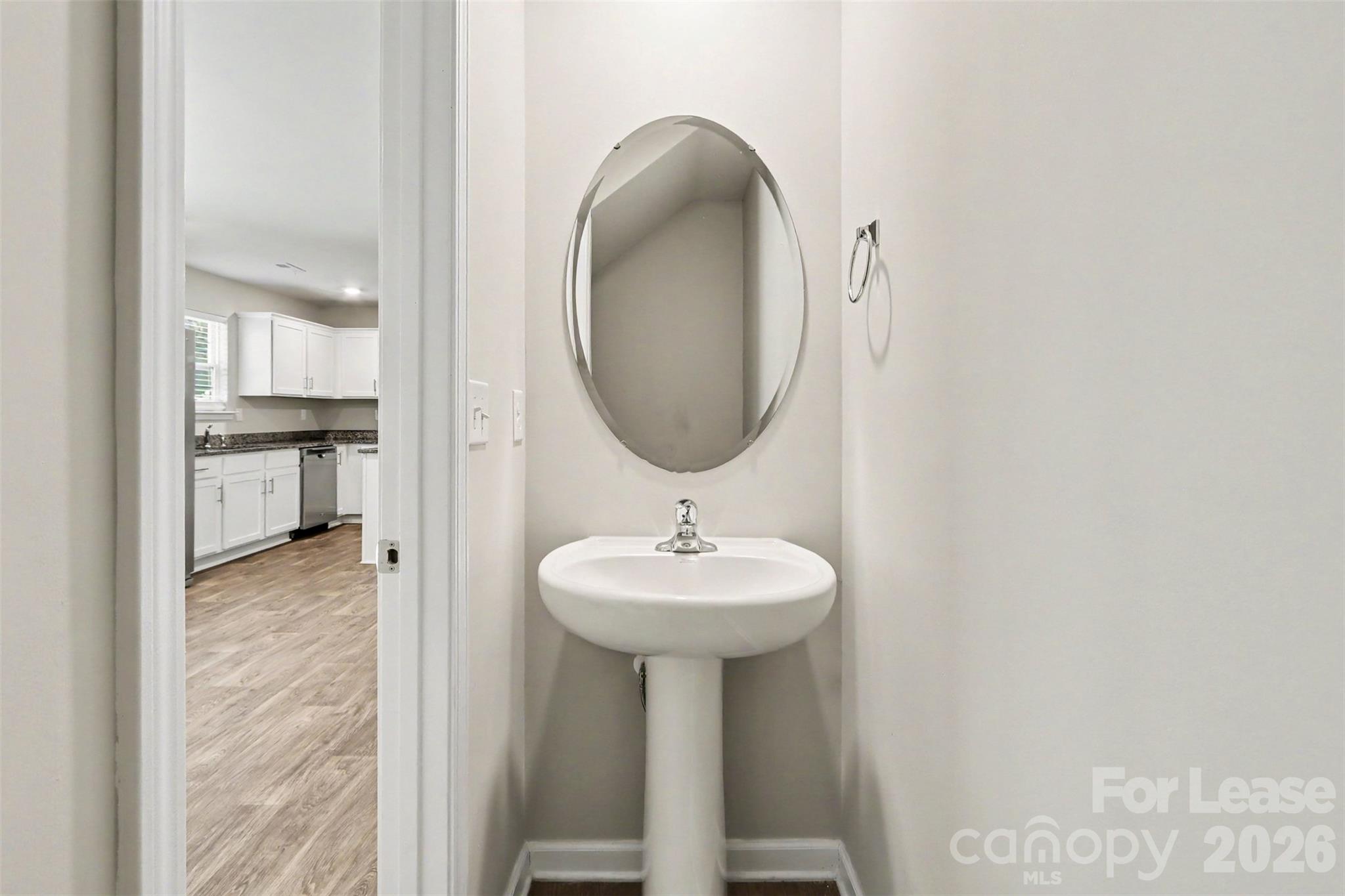 310 Kingsford Drive Property Photo 16