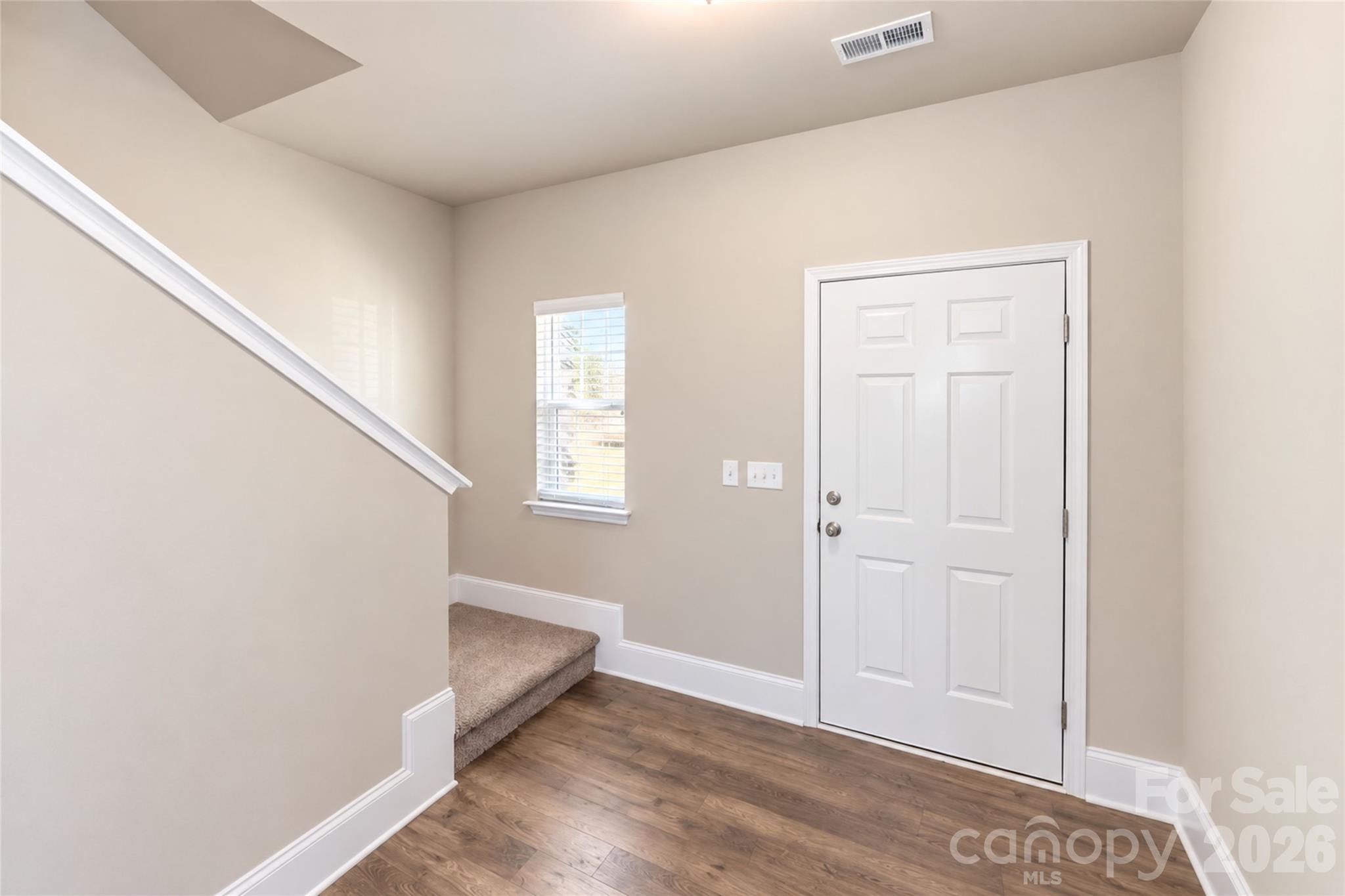 5321 Bella Rose Court Property Photo 3