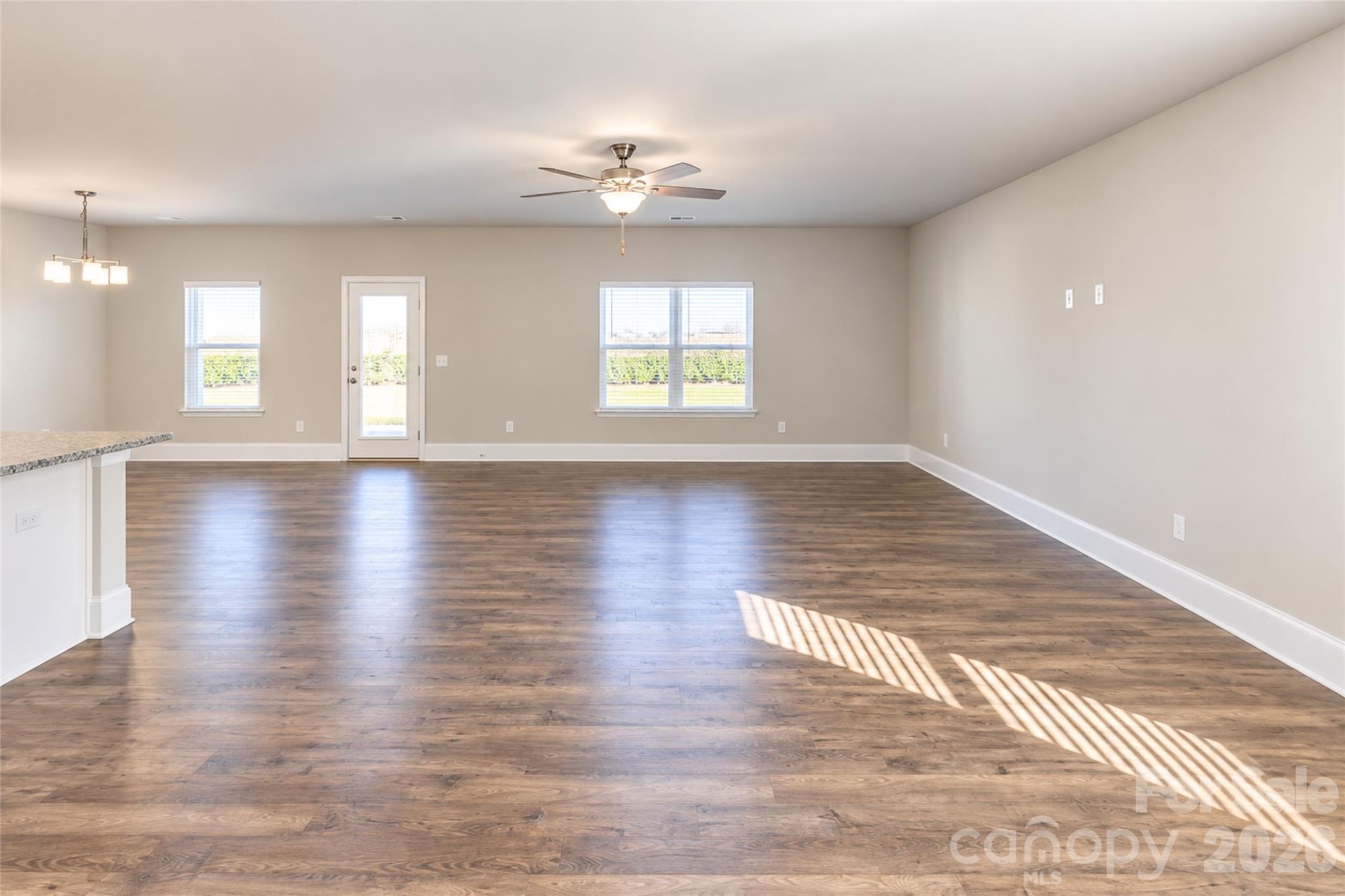 5321 Bella Rose Court Property Photo 5