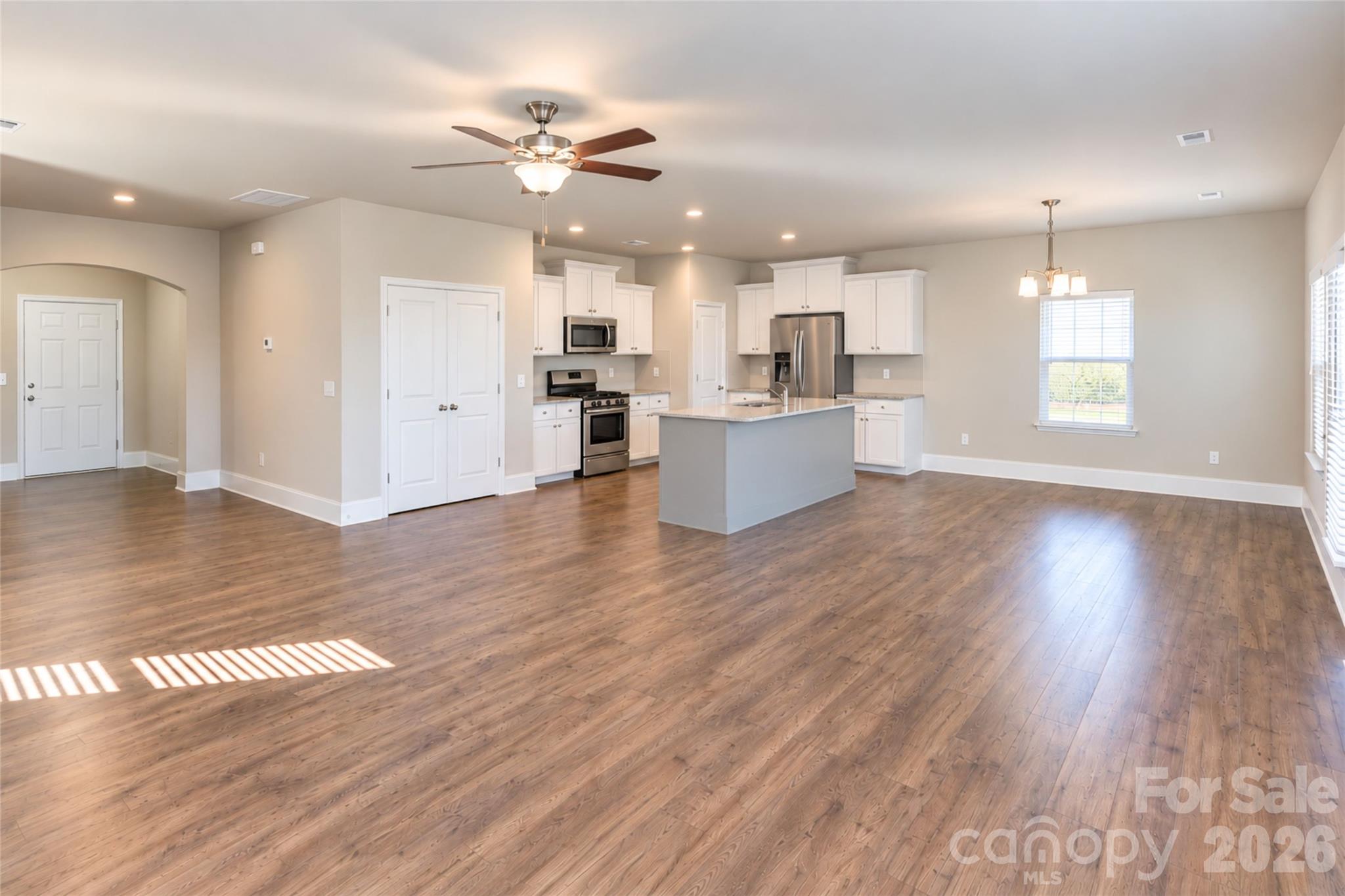 5321 Bella Rose Court Property Photo 9