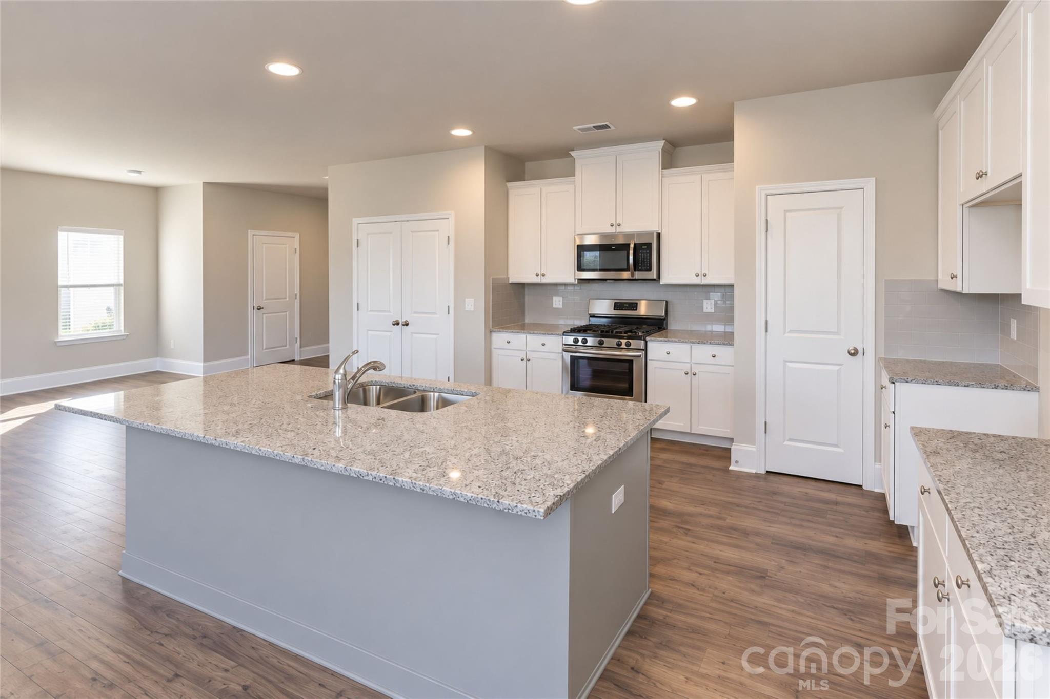 5321 Bella Rose Court Property Photo 13