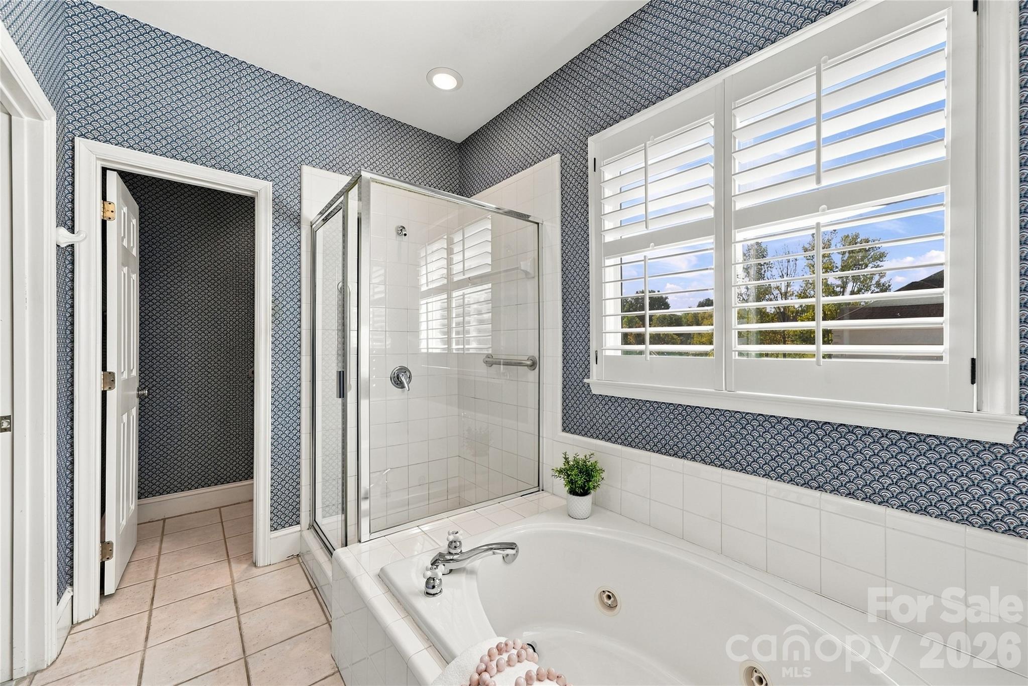 155 Lake Point Drive Property Photo 16