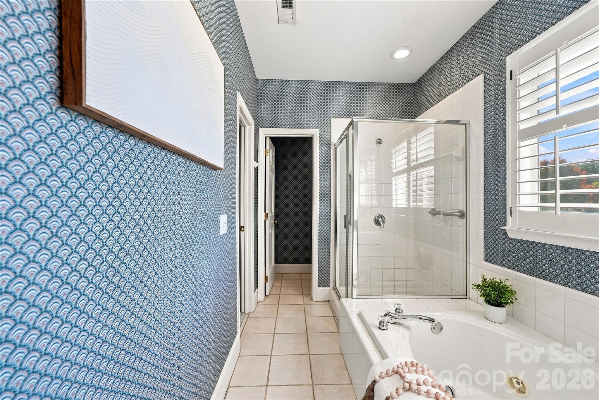 155 Lake Point Drive Property Photo 18