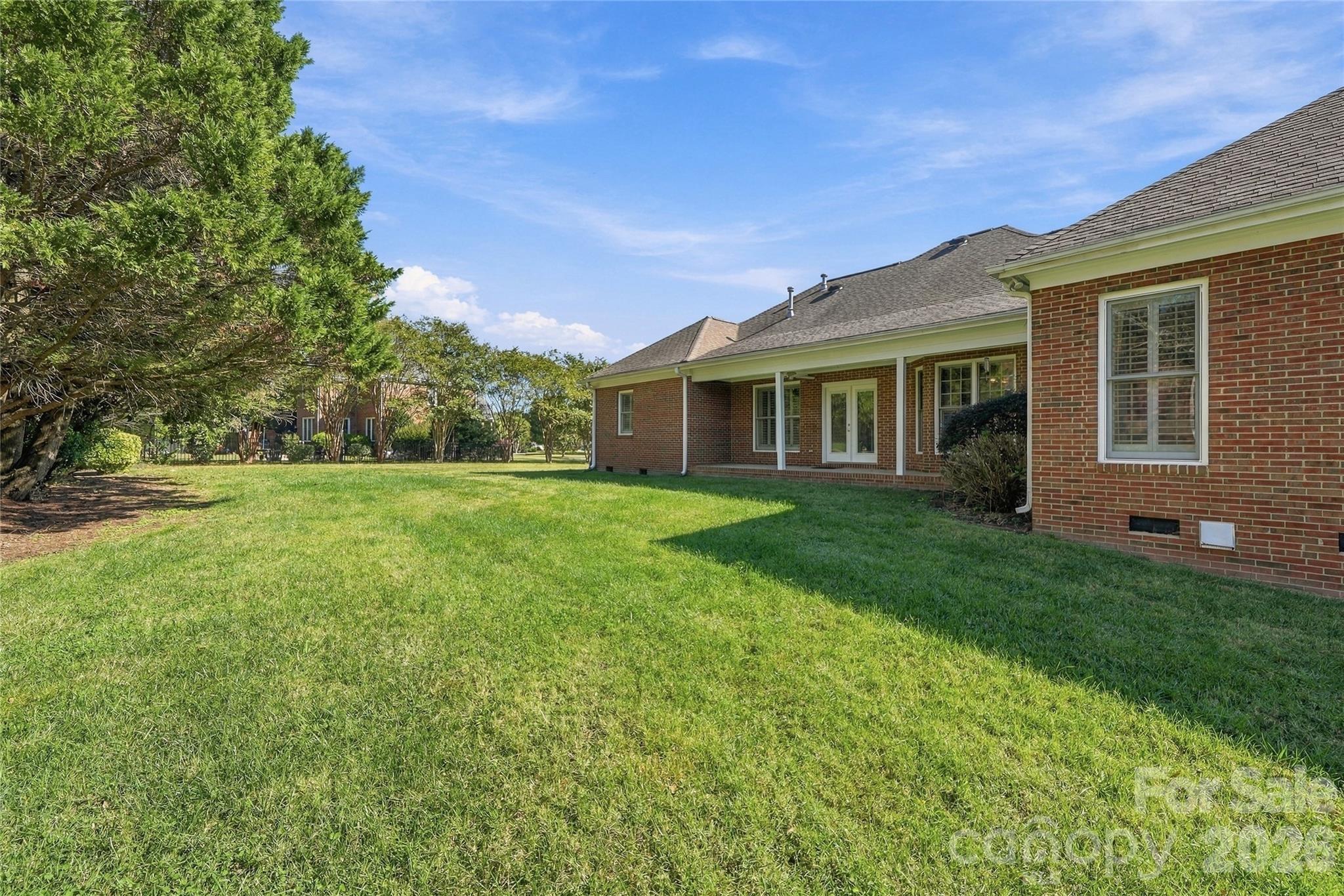 155 Lake Point Drive Property Photo 34