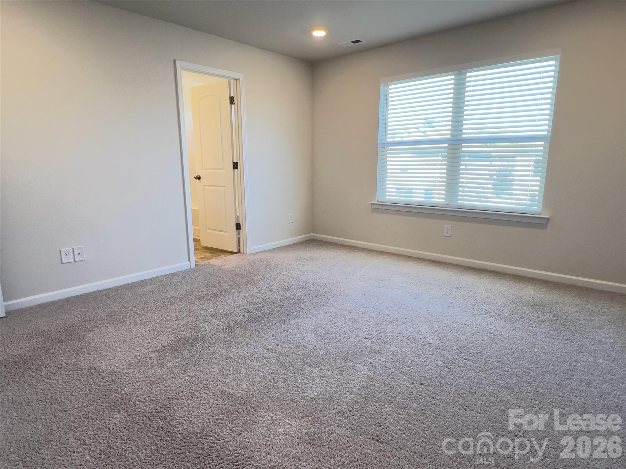 3018 Eastcott Avenue Property Photo 2
