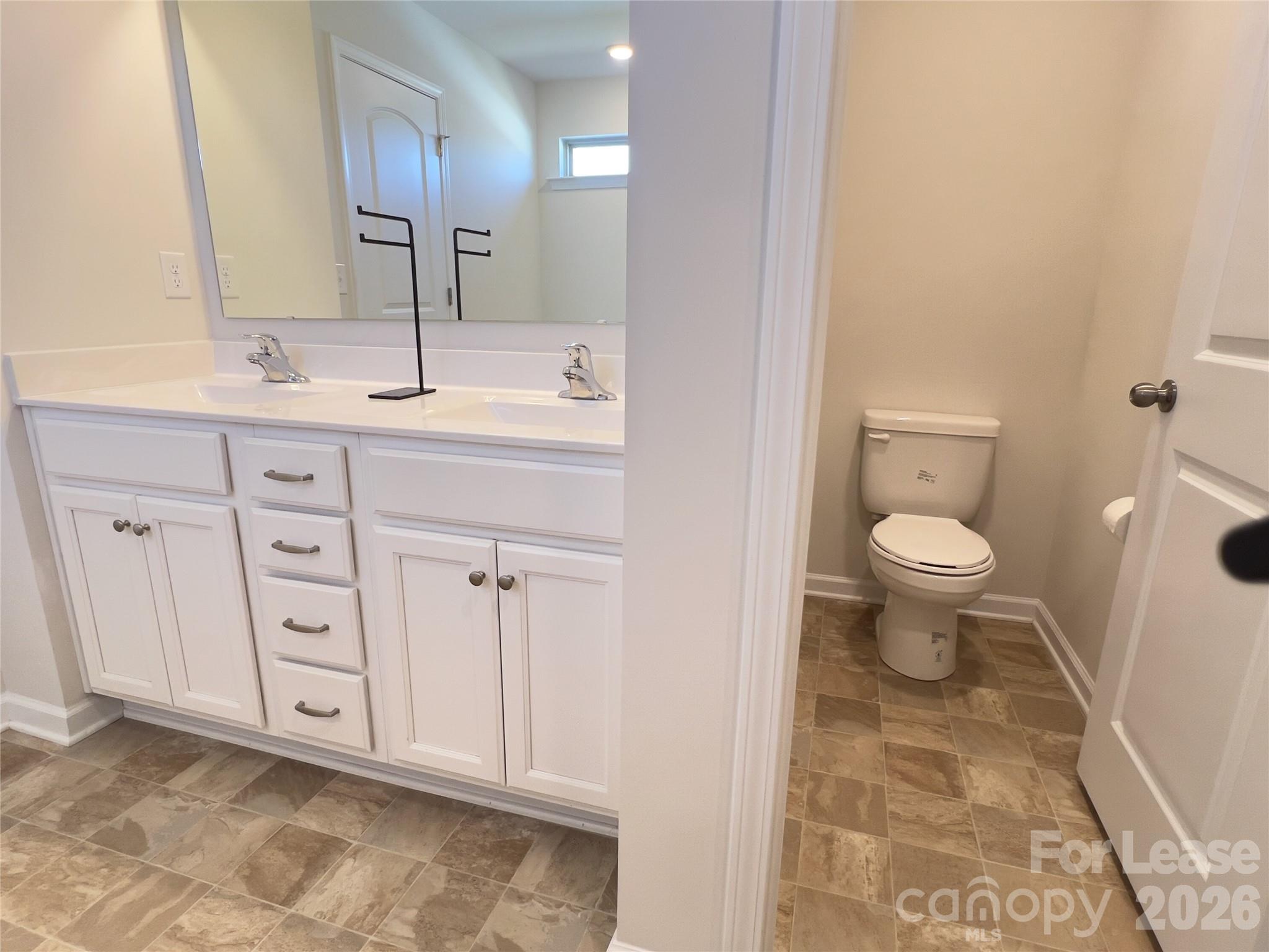 3018 Eastcott Avenue Property Photo 4