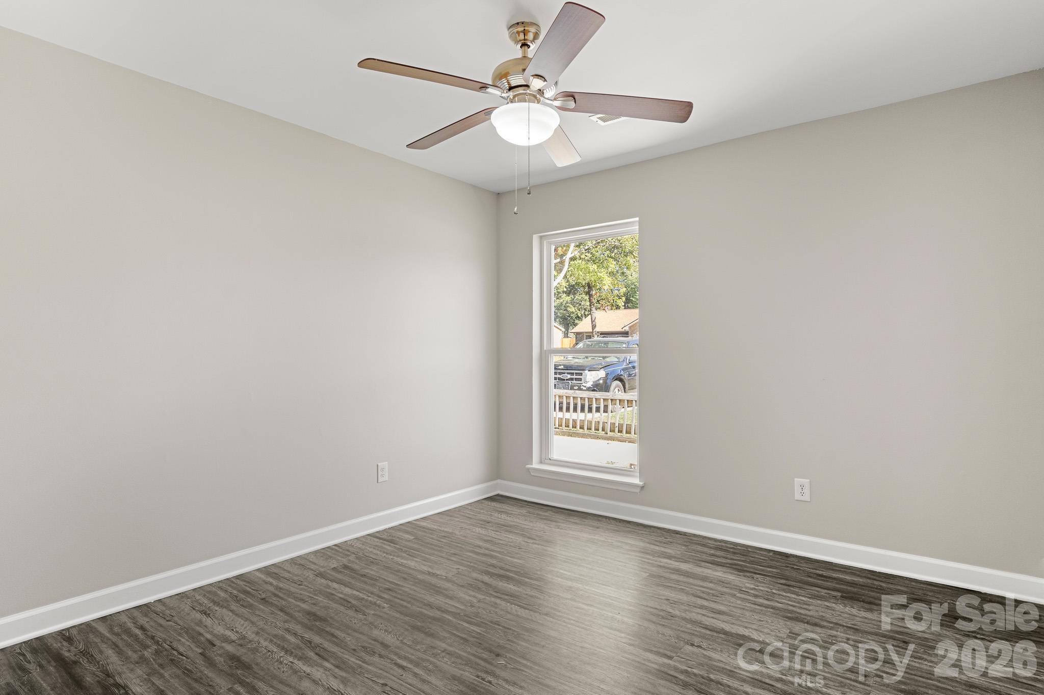7607 Eastbourne Road Property Photo 6