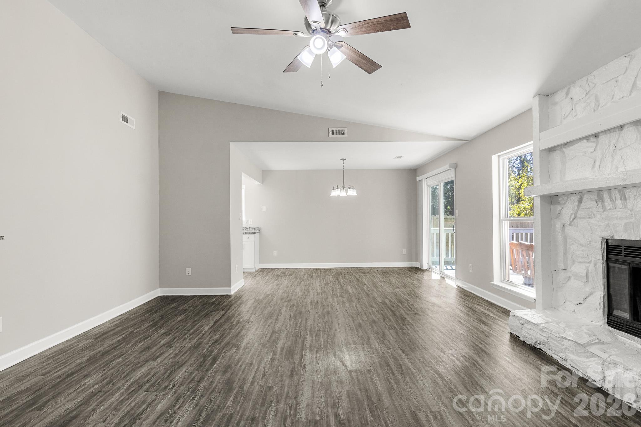 7607 Eastbourne Road Property Photo 25