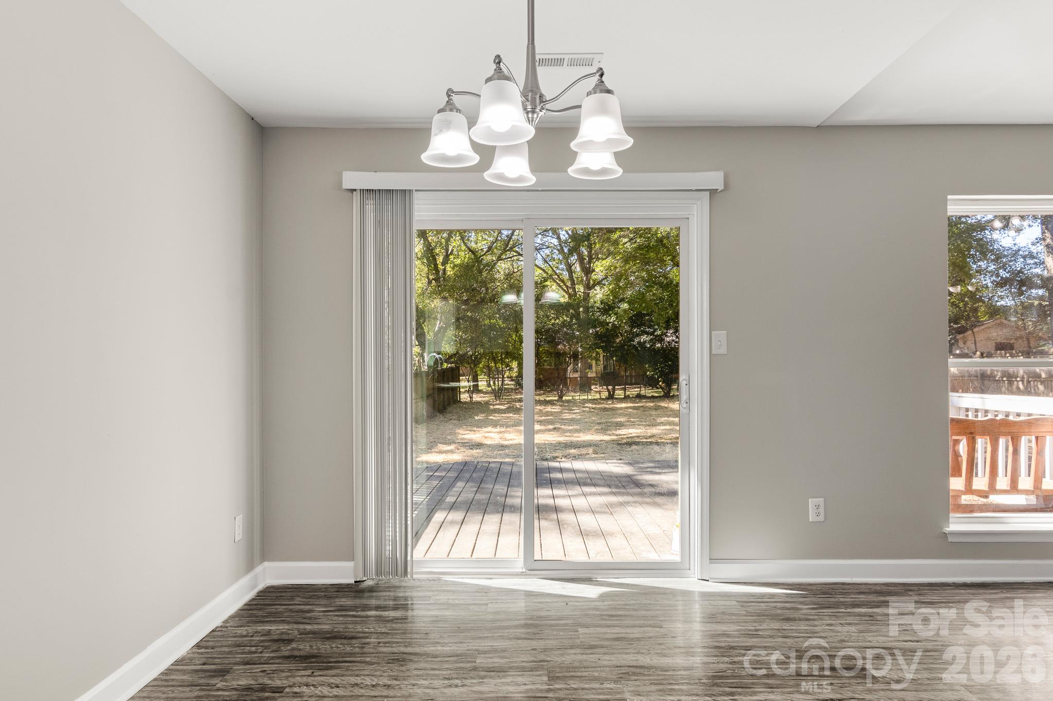 7607 Eastbourne Road Property Photo 32