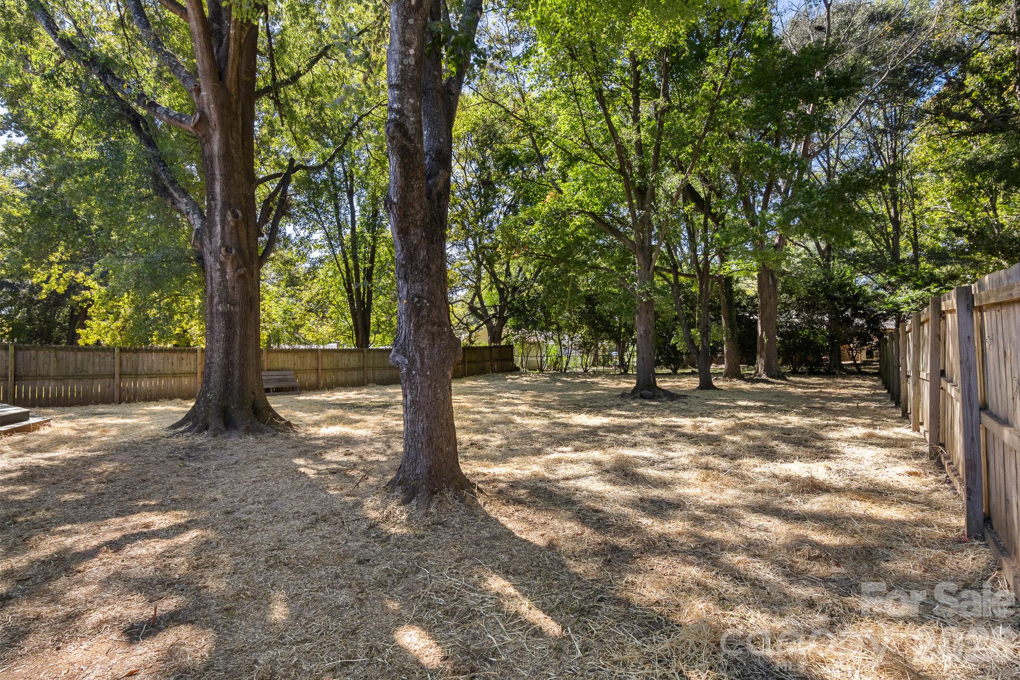 7607 Eastbourne Road Property Photo 42