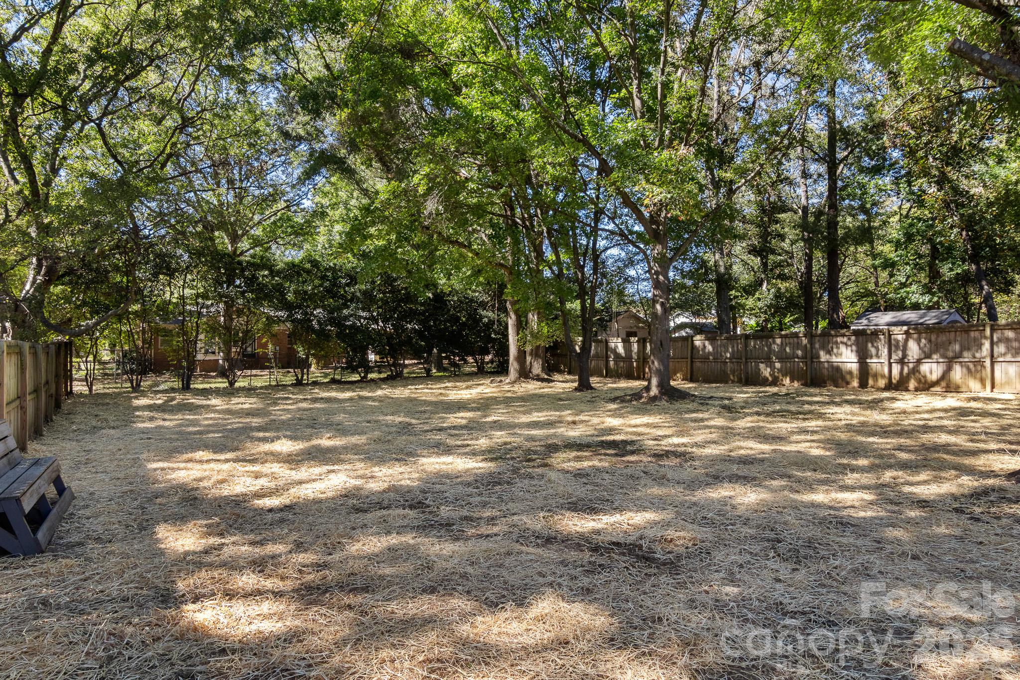 7607 Eastbourne Road Property Photo 43