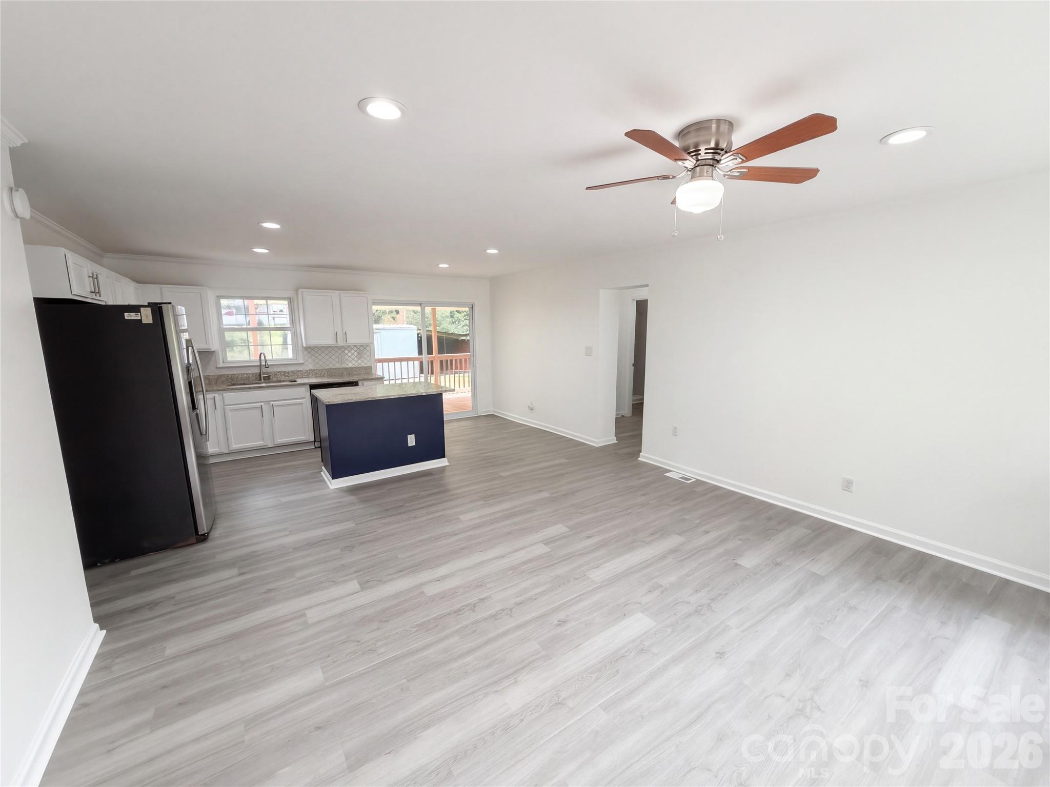 3002 Fallswood Drive Property Photo 4