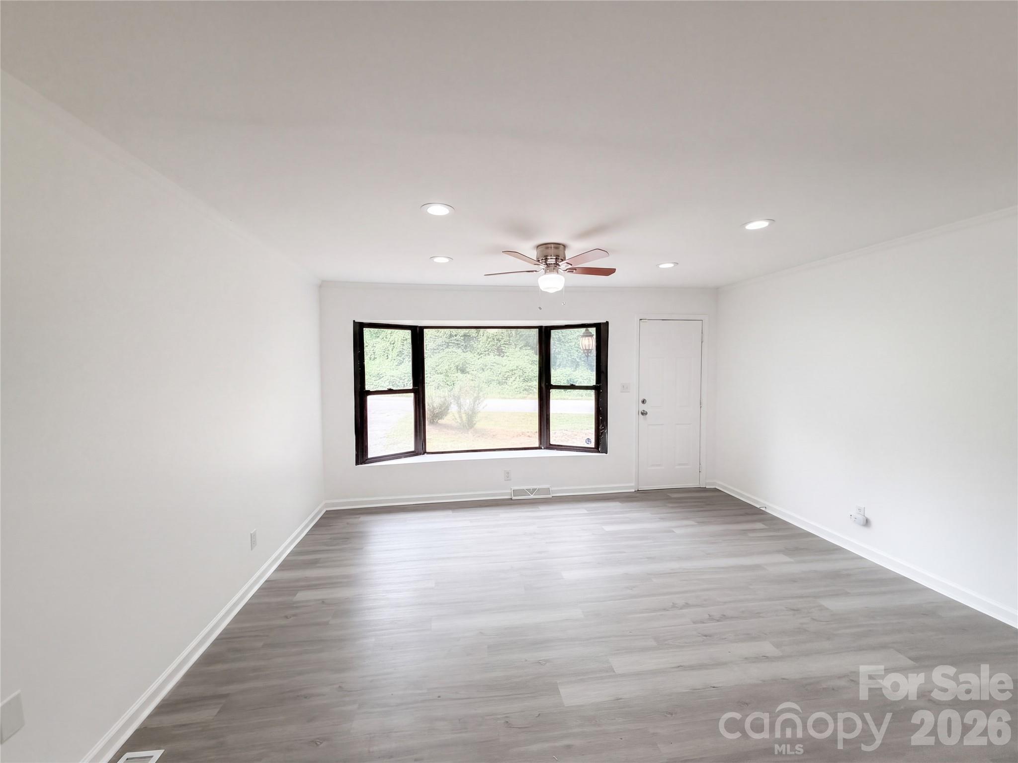 3002 Fallswood Drive Property Photo 8