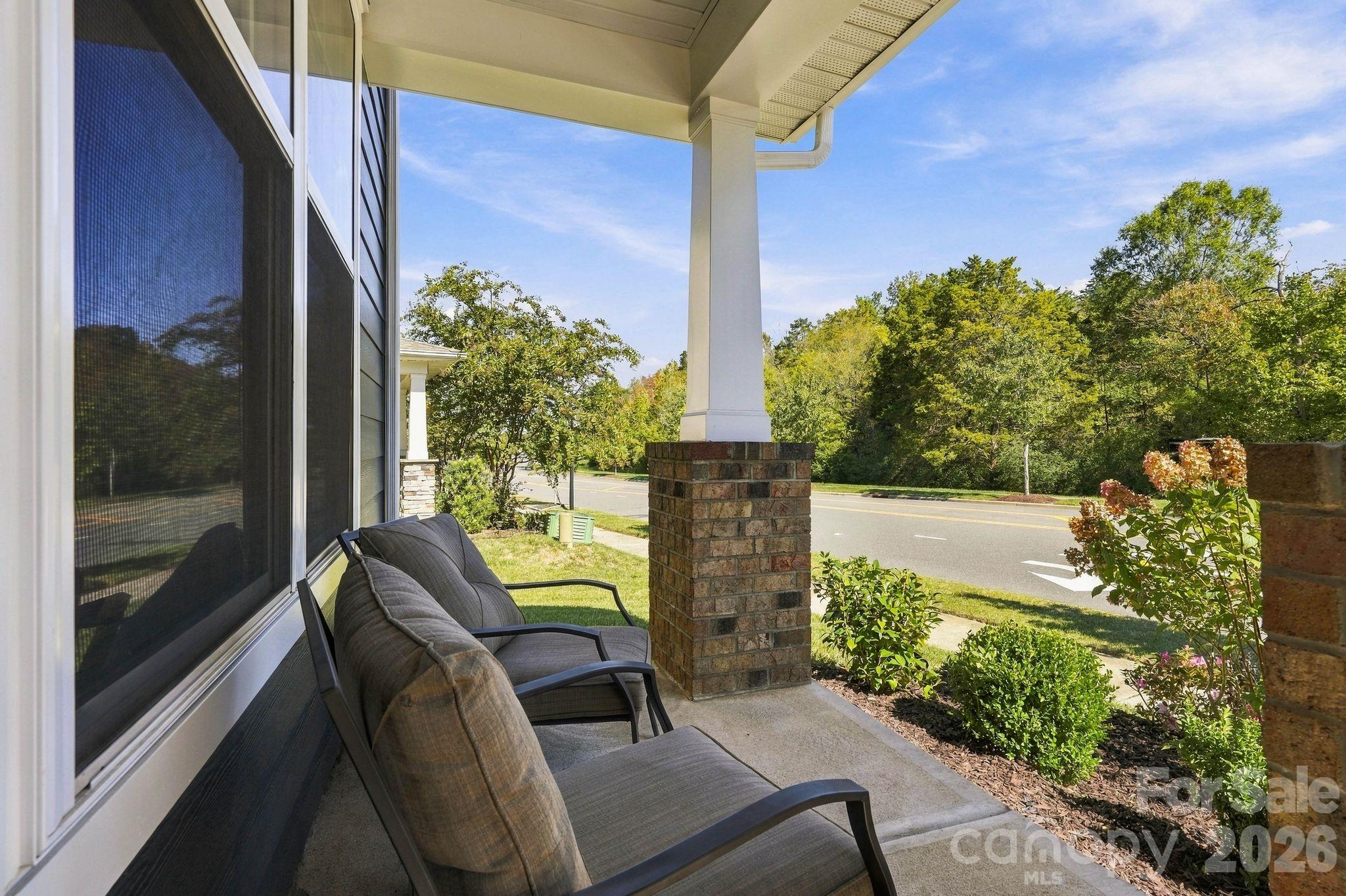 15415 Davidson East Drive Property Photo 3