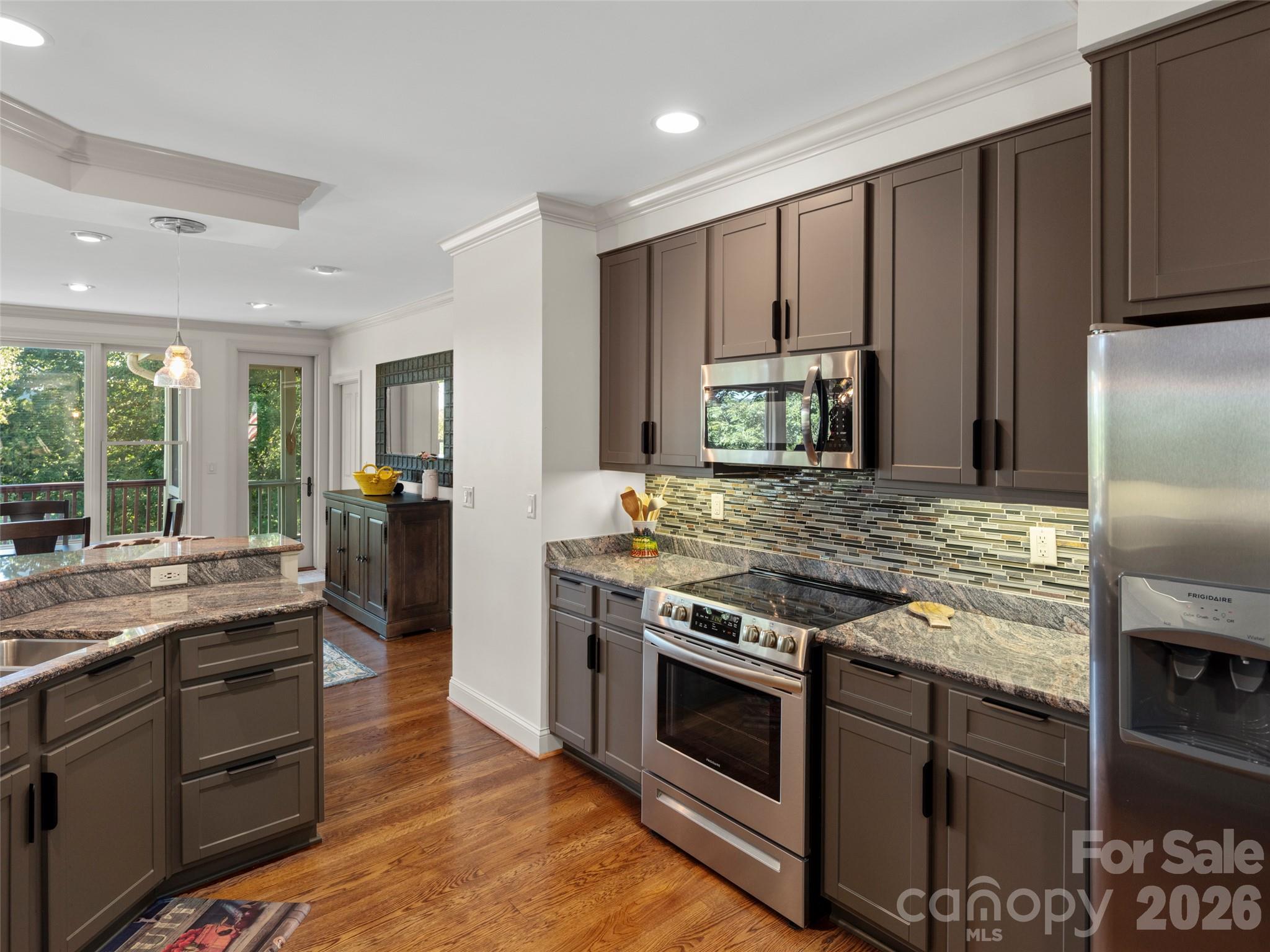 1 Meadow Ridge Lane Property Photo 15