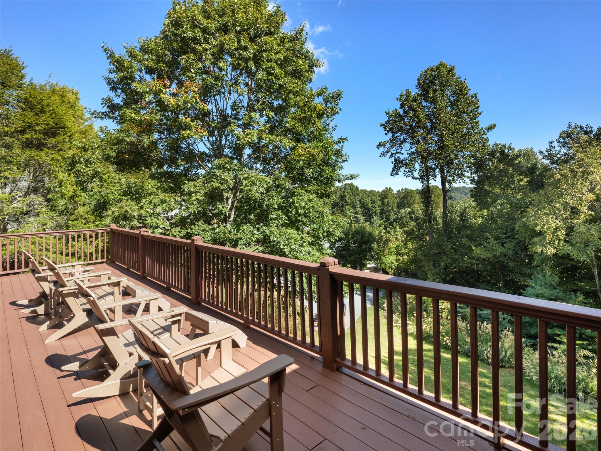 1 Meadow Ridge Lane Property Photo 17